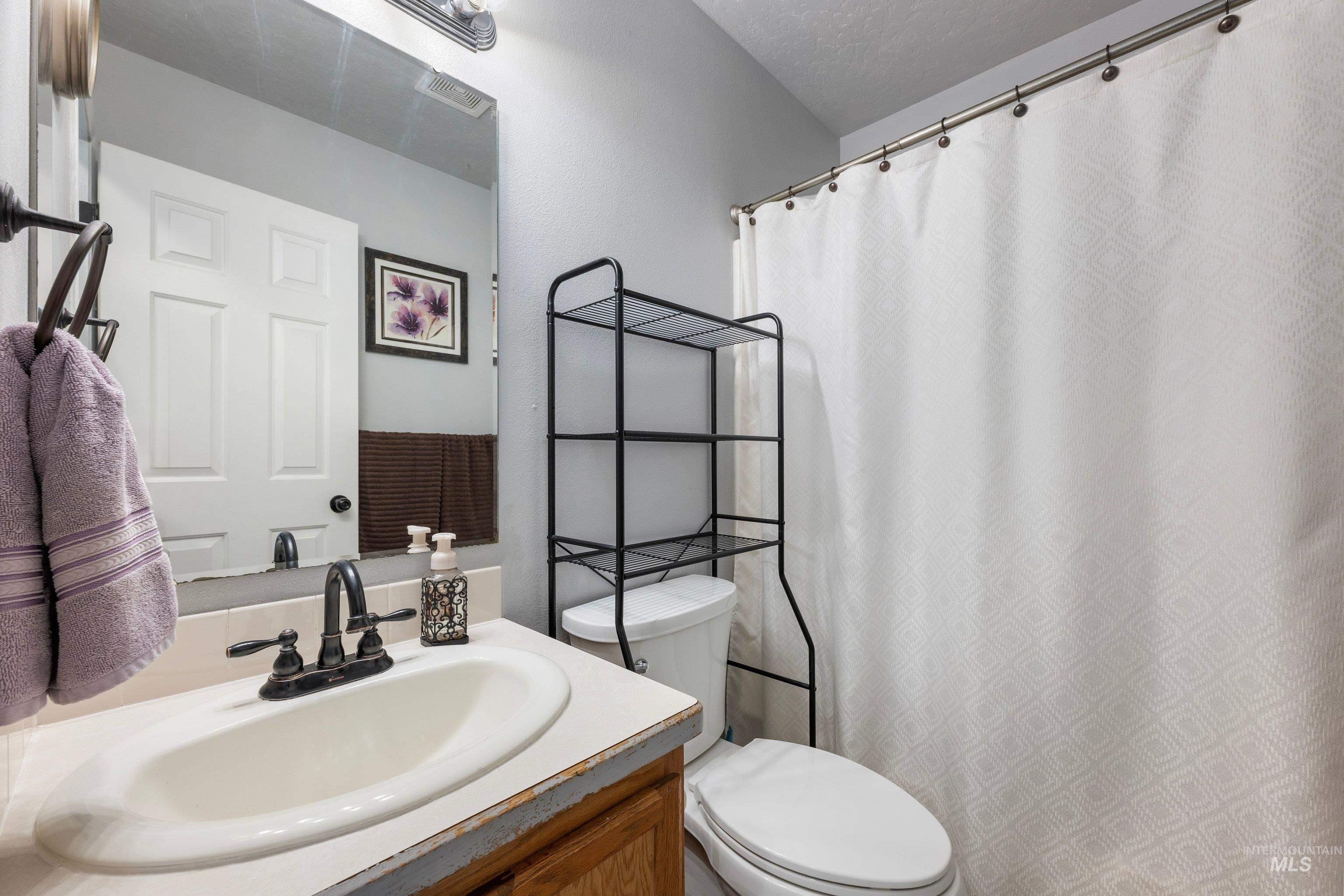 4901 Oxbow Ave, Caldwell, Idaho 83706, 3 Bedrooms, 2 Bathrooms, Residential For Sale, Price $350,000, 98999884
