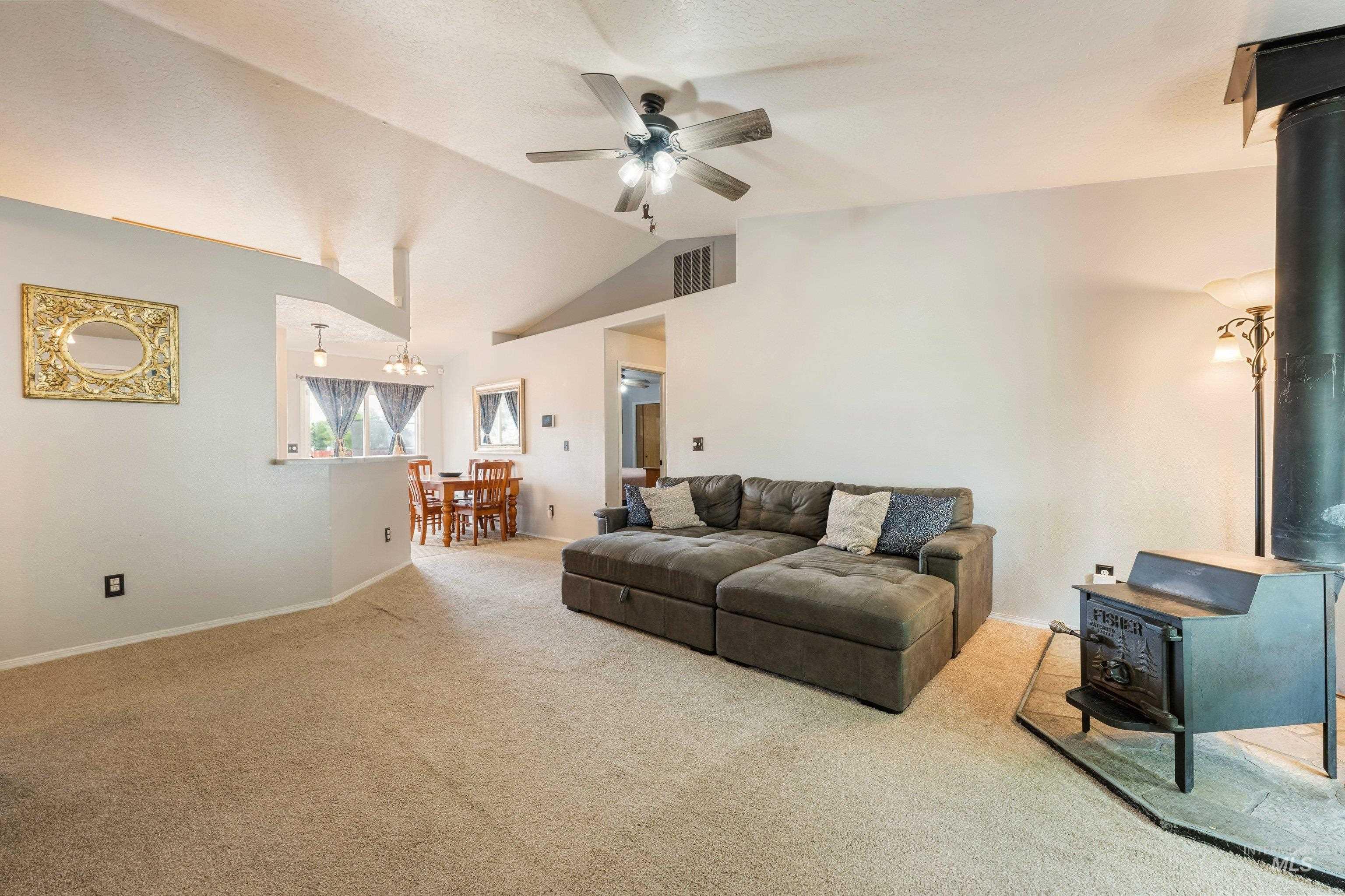 4901 Oxbow Ave, Caldwell, Idaho 83706, 3 Bedrooms, 2 Bathrooms, Residential For Sale, Price $350,000, 98999884
