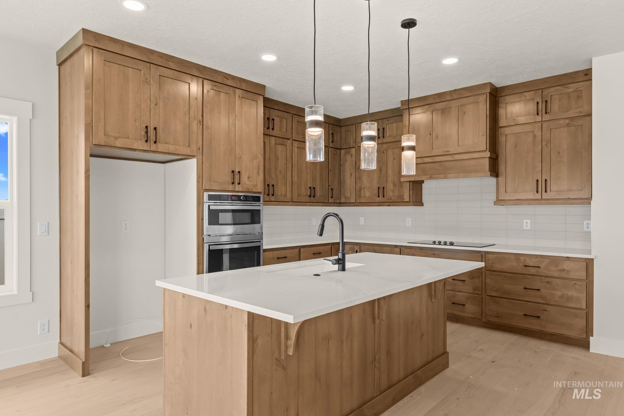 365 S Radiator Rd, Boise, Idaho 83716, 3 Bedrooms, 2 Bathrooms, Residential For Sale, Price $519,900,MLS 98999885