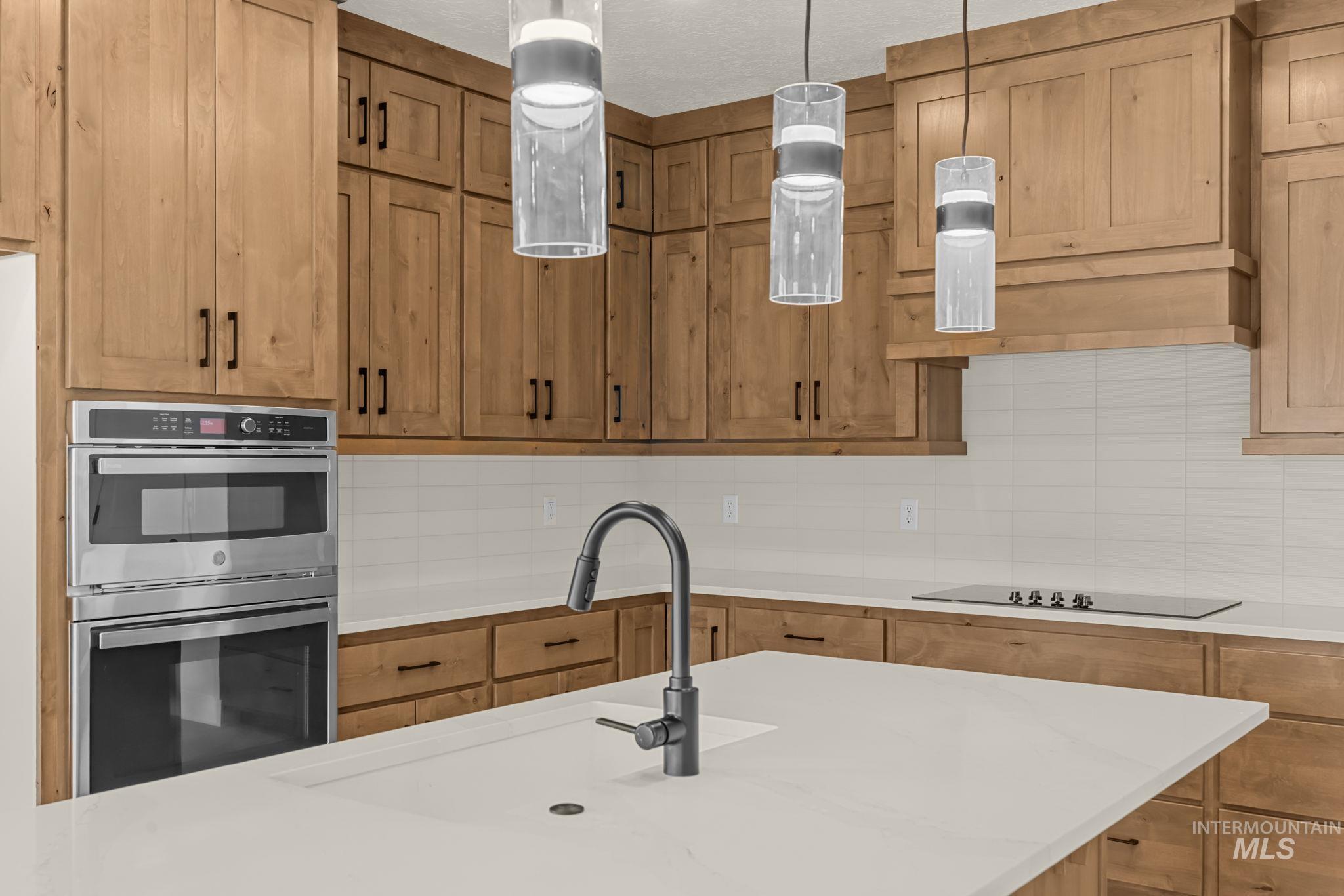 365 S Radiator Rd, Boise, Idaho 83716, 3 Bedrooms, 2 Bathrooms, Residential For Sale, Price $519,900,MLS 98999885
