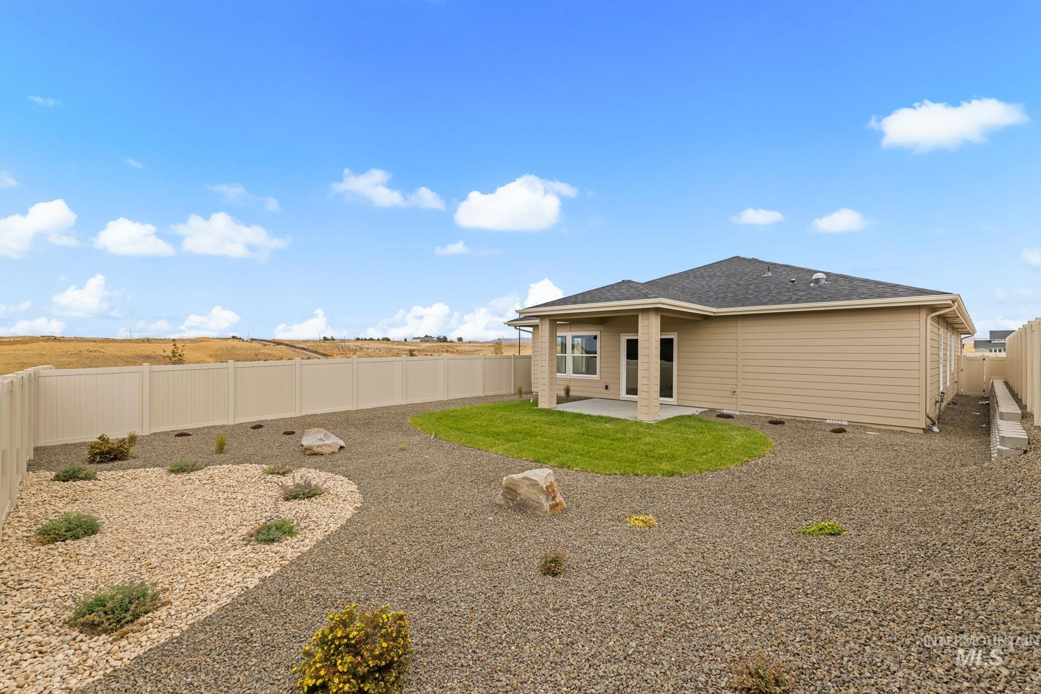 365 S Radiator Rd, Boise, Idaho 83716, 3 Bedrooms, 2 Bathrooms, Residential For Sale, Price $519,900,MLS 98999885