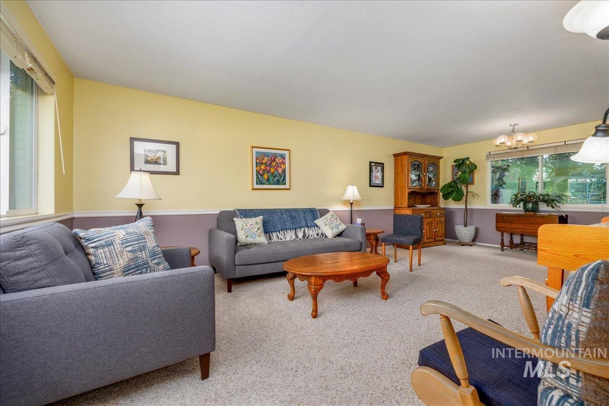 2887 S Snowflake Dr, Boise, Idaho 83706, 4 Bedrooms, 2.5 Bathrooms, Residential For Sale, Price $800,000,MLS 98999886