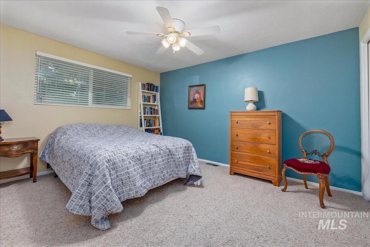2887 S Snowflake Dr, Boise, Idaho 83706, 4 Bedrooms, 2.5 Bathrooms, Residential For Sale, Price $800,000,MLS 98999886