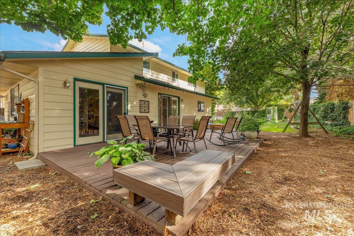 2887 S Snowflake Dr, Boise, Idaho 83706, 4 Bedrooms, 2.5 Bathrooms, Residential For Sale, Price $800,000,MLS 98999886
