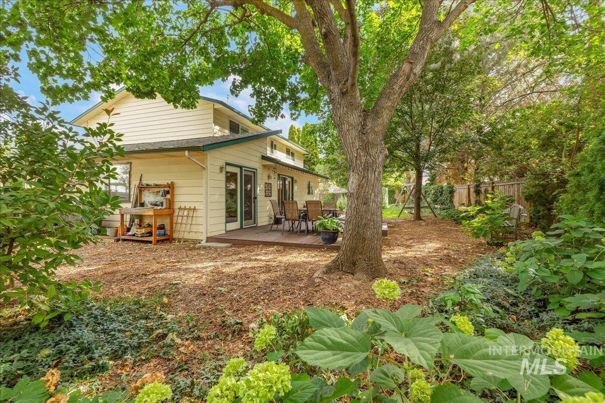 2887 S Snowflake Dr, Boise, Idaho 83706, 4 Bedrooms, 2.5 Bathrooms, Residential For Sale, Price $800,000,MLS 98999886