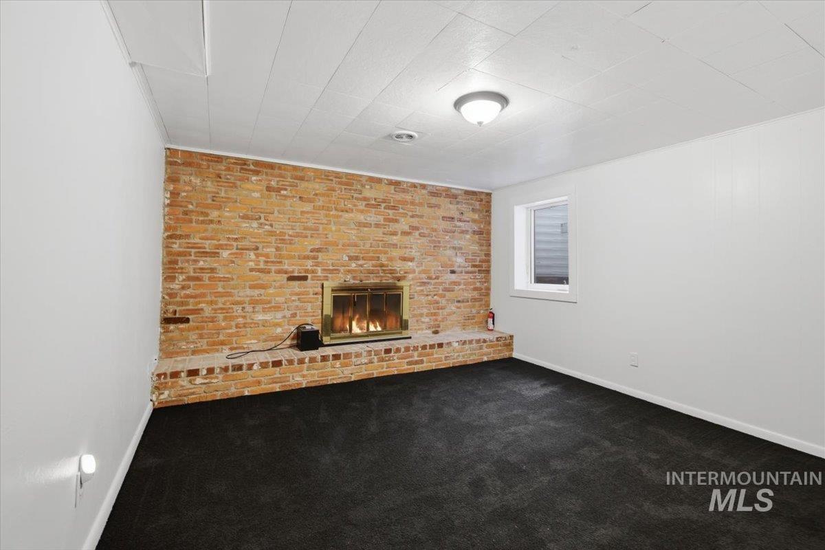 6010 W Poplar Drive, Boise, Idaho 83704, 4 Bedrooms, 3 Bathrooms, Residential For Sale, Price $590,000, 98999887