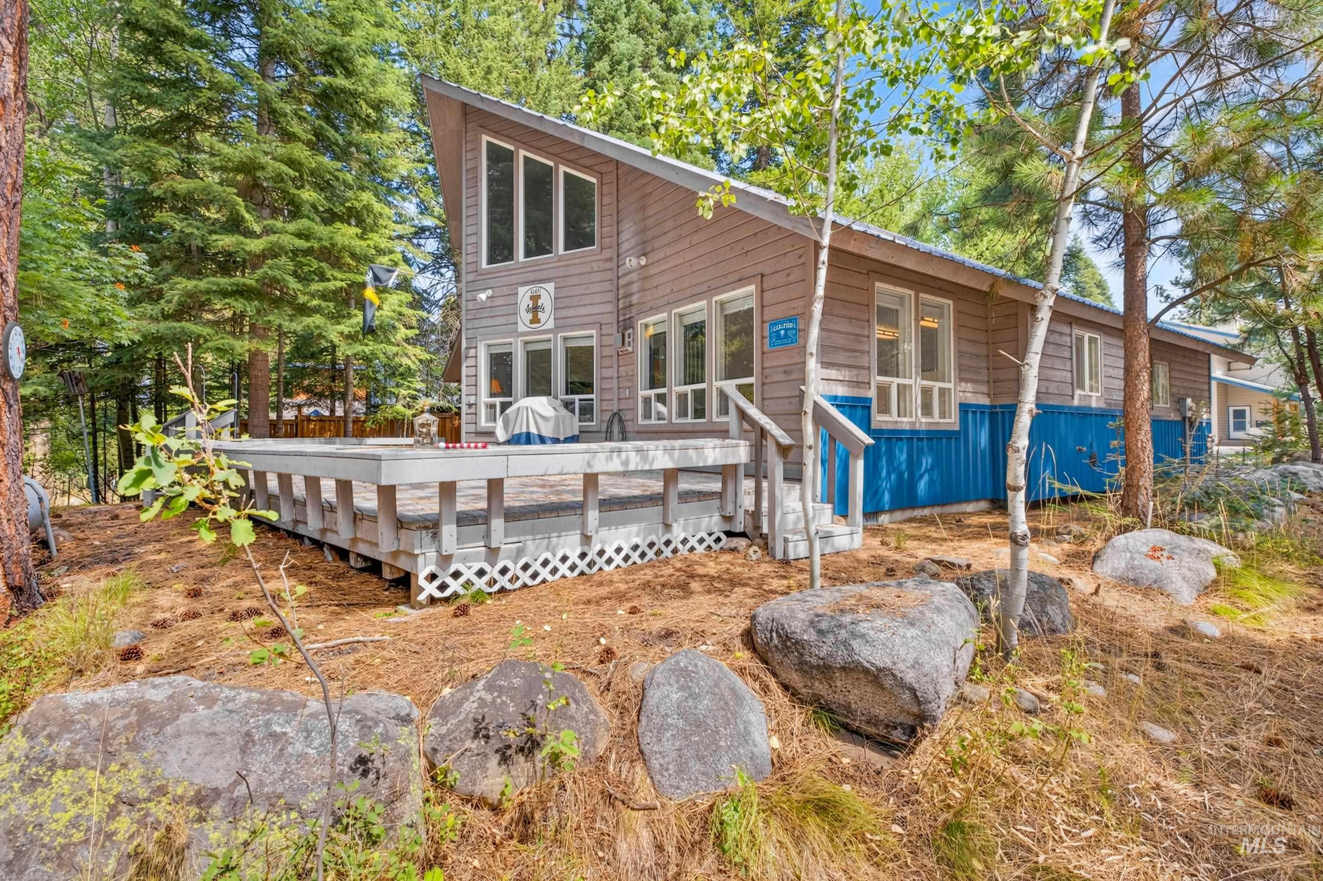 918 Fairway Drive, McCall, Idaho 83634, 3 Bedrooms, 2.5 Bathrooms, Residential For Sale, Price $899,000, 98999890