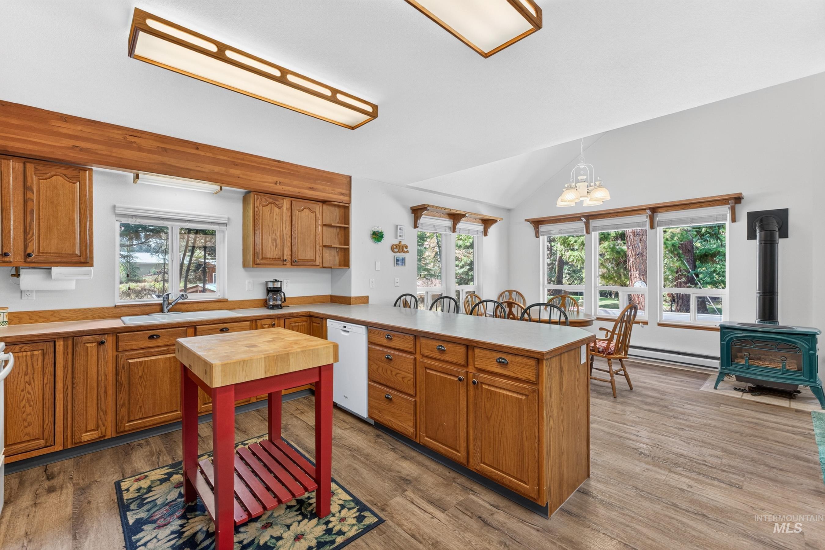 918 Fairway Drive, McCall, Idaho 83634, 3 Bedrooms, 2.5 Bathrooms, Residential For Sale, Price $899,000, 98999890