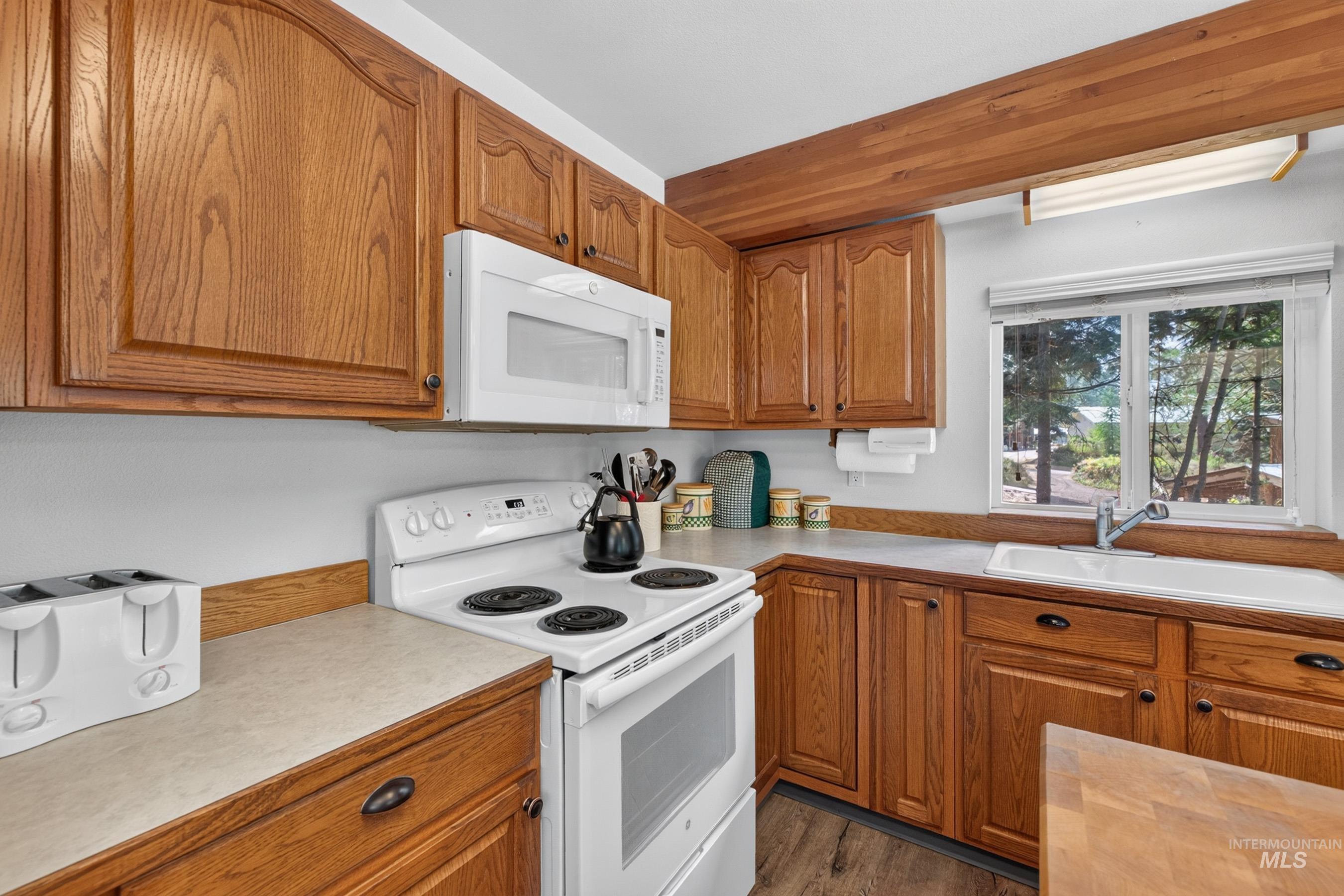 918 Fairway Drive, McCall, Idaho 83634, 3 Bedrooms, 2.5 Bathrooms, Residential For Sale, Price $899,000, 98999890