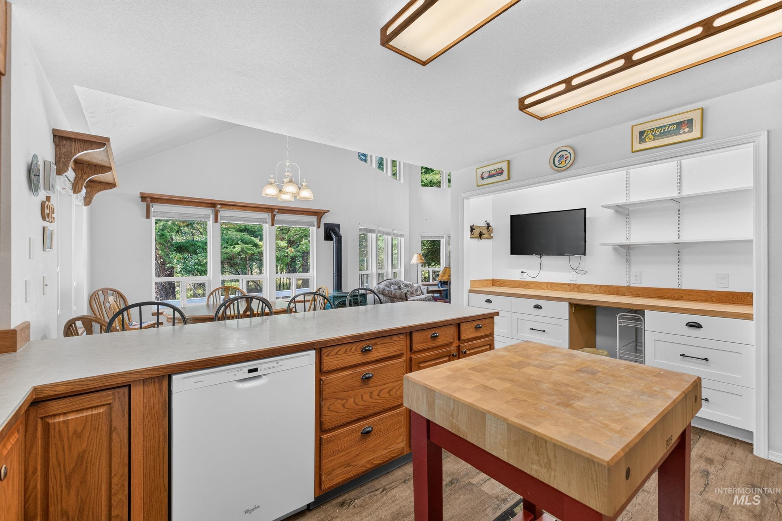 918 Fairway Drive, McCall, Idaho 83634, 3 Bedrooms, 2.5 Bathrooms, Residential For Sale, Price $899,000, 98999890