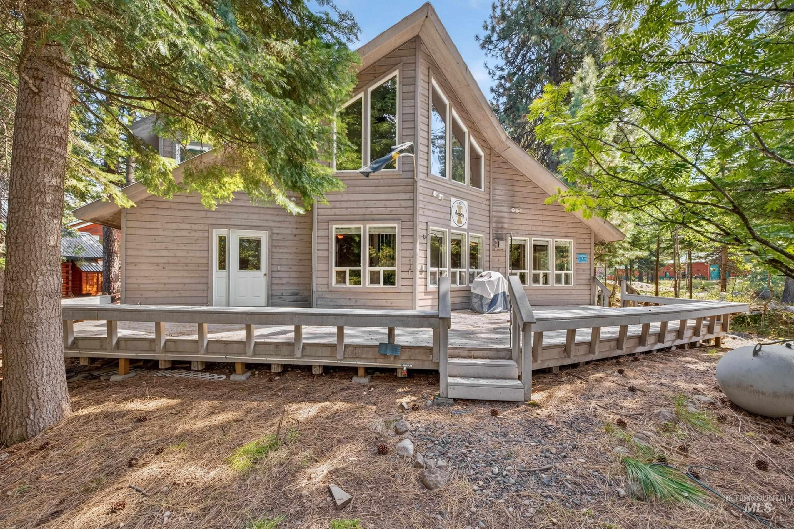 918 Fairway Drive, McCall, Idaho 83634, 3 Bedrooms, 2.5 Bathrooms, Residential For Sale, Price $899,000, 98999890