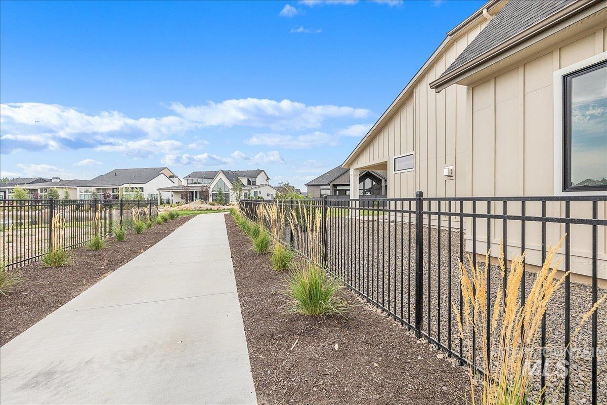 5125 W May Jay Dr, Eagle, Idaho 83616, 4 Bedrooms, 2.5 Bathrooms, Residential For Sale, Price $1,299,900, 98999892