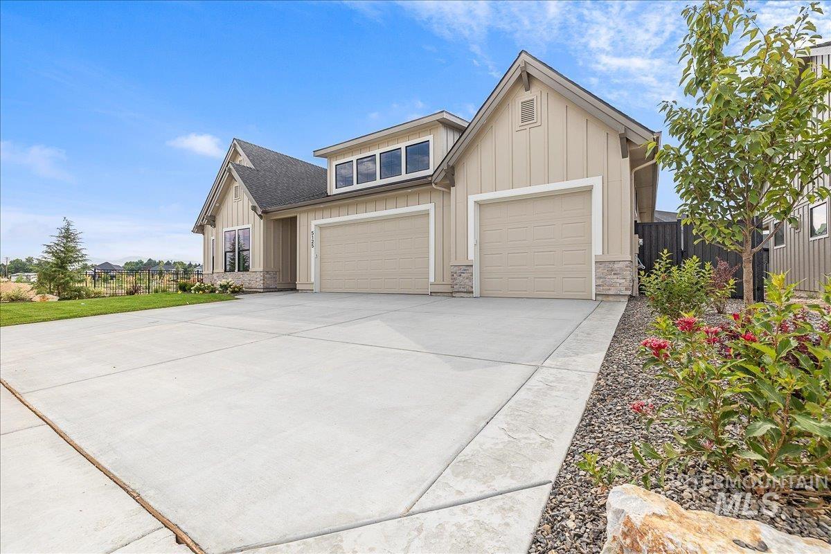 5125 W May Jay Dr, Eagle, Idaho 83616, 4 Bedrooms, 2.5 Bathrooms, Residential For Sale, Price $1,299,900, 98999892
