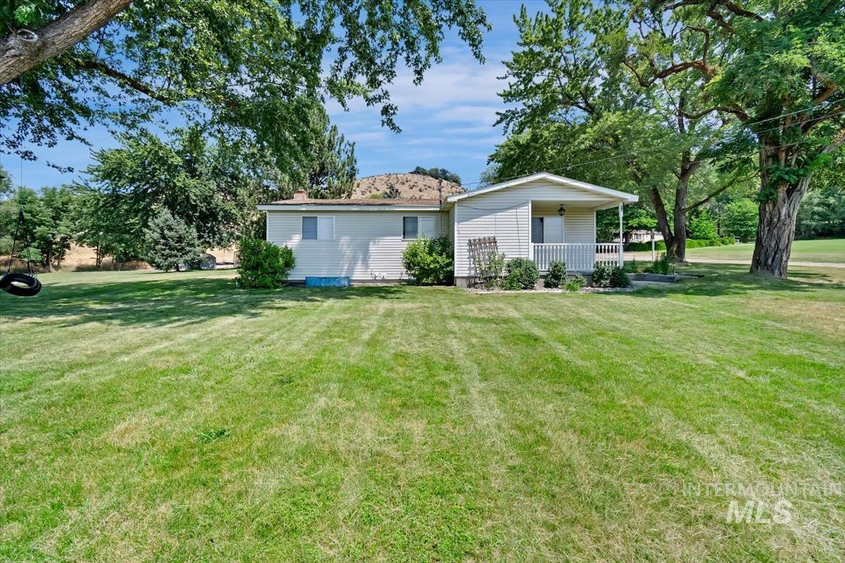 5810 W Hill Rd, Boise, Idaho 83703, 3 Bedrooms, 2 Bathrooms, Residential For Sale, Price $645,000,MLS 98999893