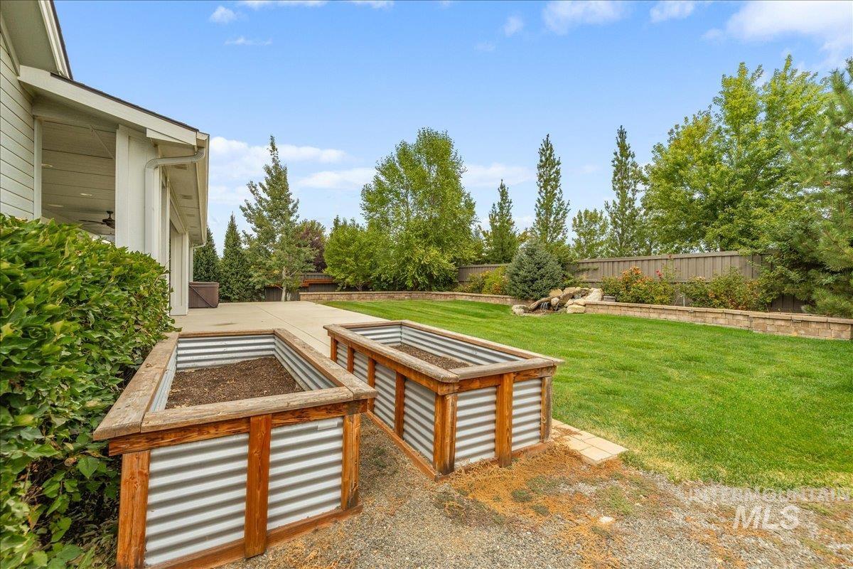 1768 N Annadale Way, Eagle, Idaho 83616, 5 Bedrooms, 4.5 Bathrooms, Residential For Sale, Price $1,099,900, 98999895