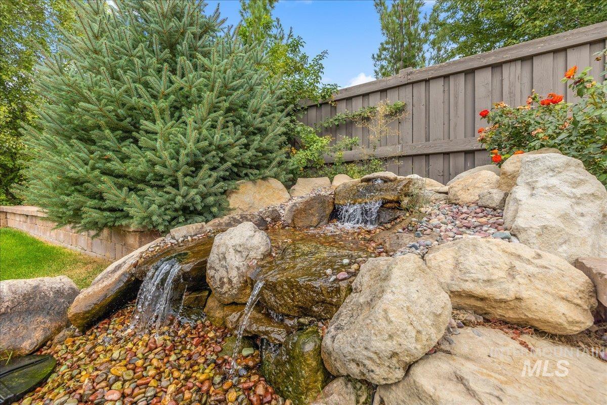 1768 N Annadale Way, Eagle, Idaho 83616, 5 Bedrooms, 4.5 Bathrooms, Residential For Sale, Price $1,099,900, 98999895