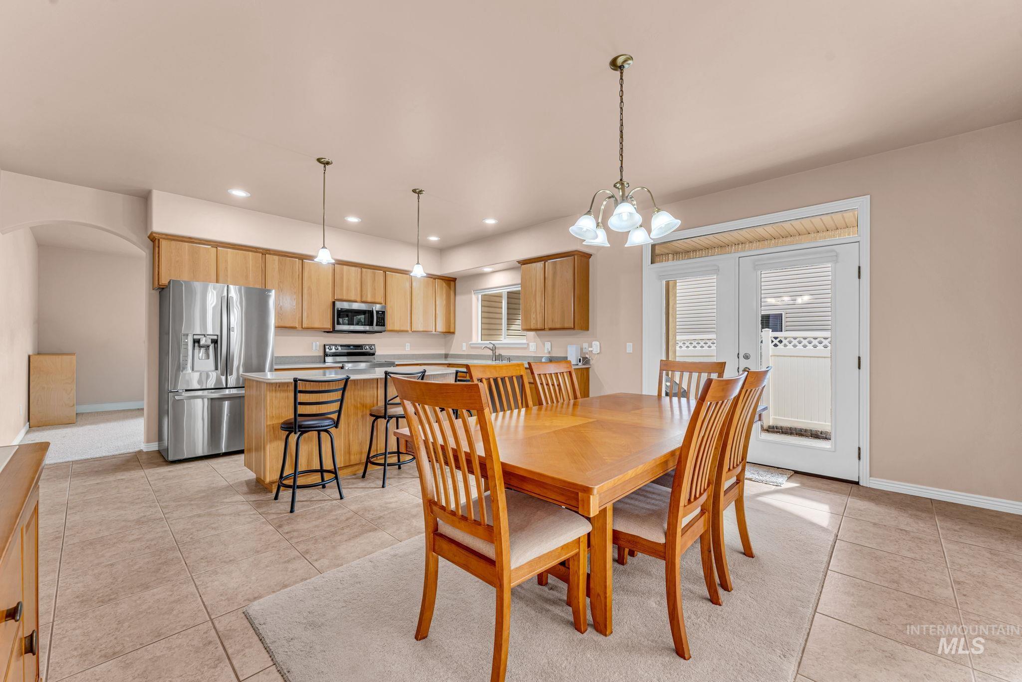 2002 Park View Dr, Twin Falls, Idaho 83301, 4 Bedrooms, 2 Bathrooms, Residential For Sale, Price $511,000,MLS 98999896
