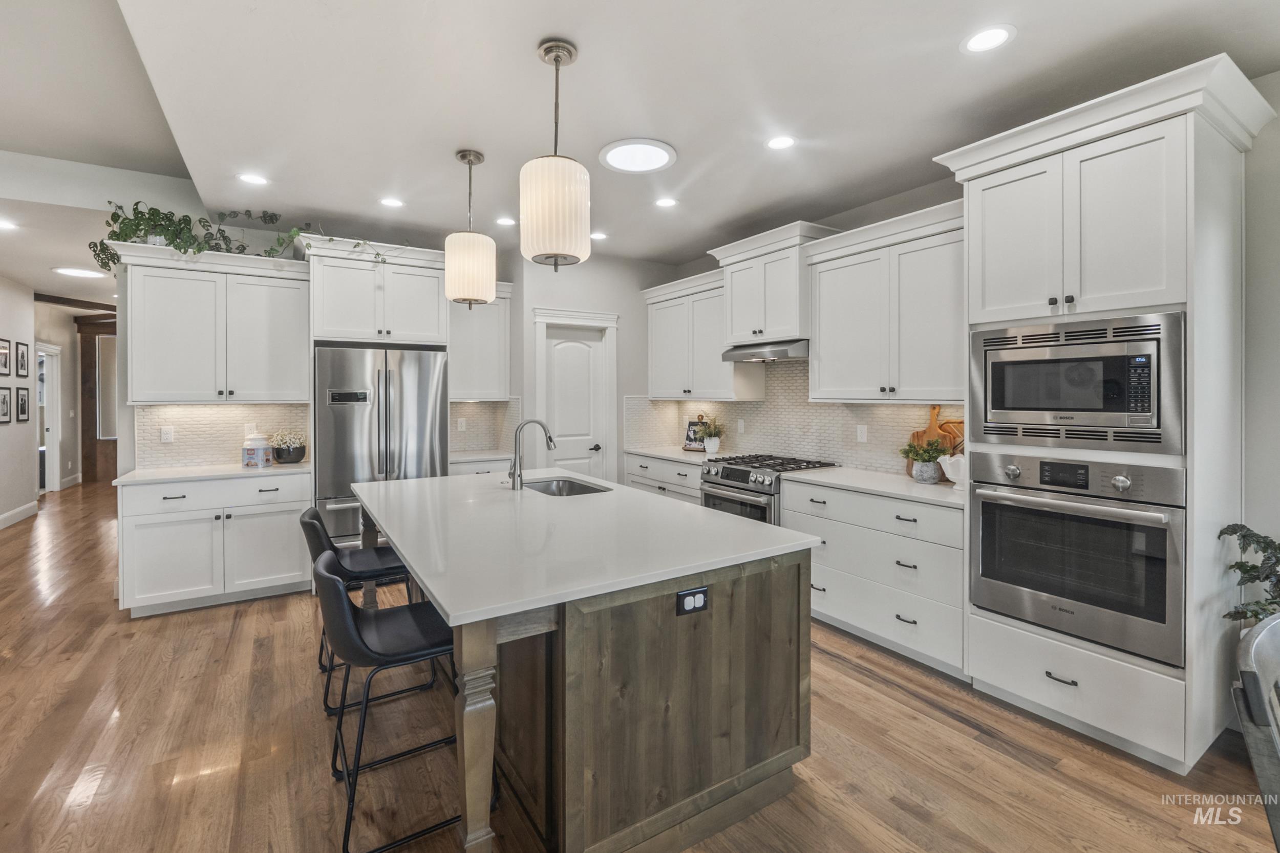 4128 W Bolton Dr, Eagle, Idaho 83616, 3 Bedrooms, 2.5 Bathrooms, Residential For Sale, Price $935,000, 98999897