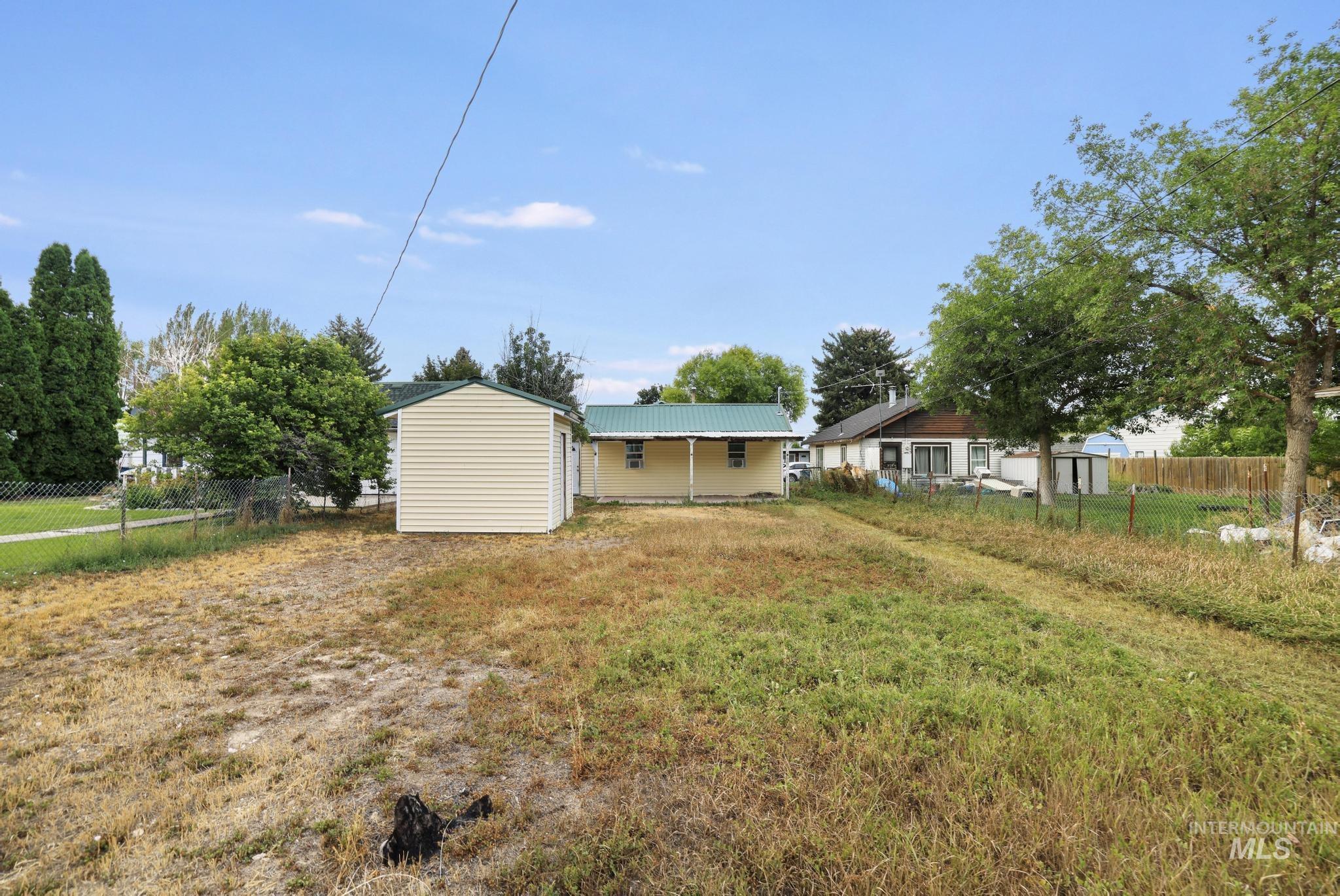 230 2nd St, Hazelton, Idaho 83335, 4 Bedrooms, 1 Bathroom, Residential For Sale, Price $259,000, 98999898