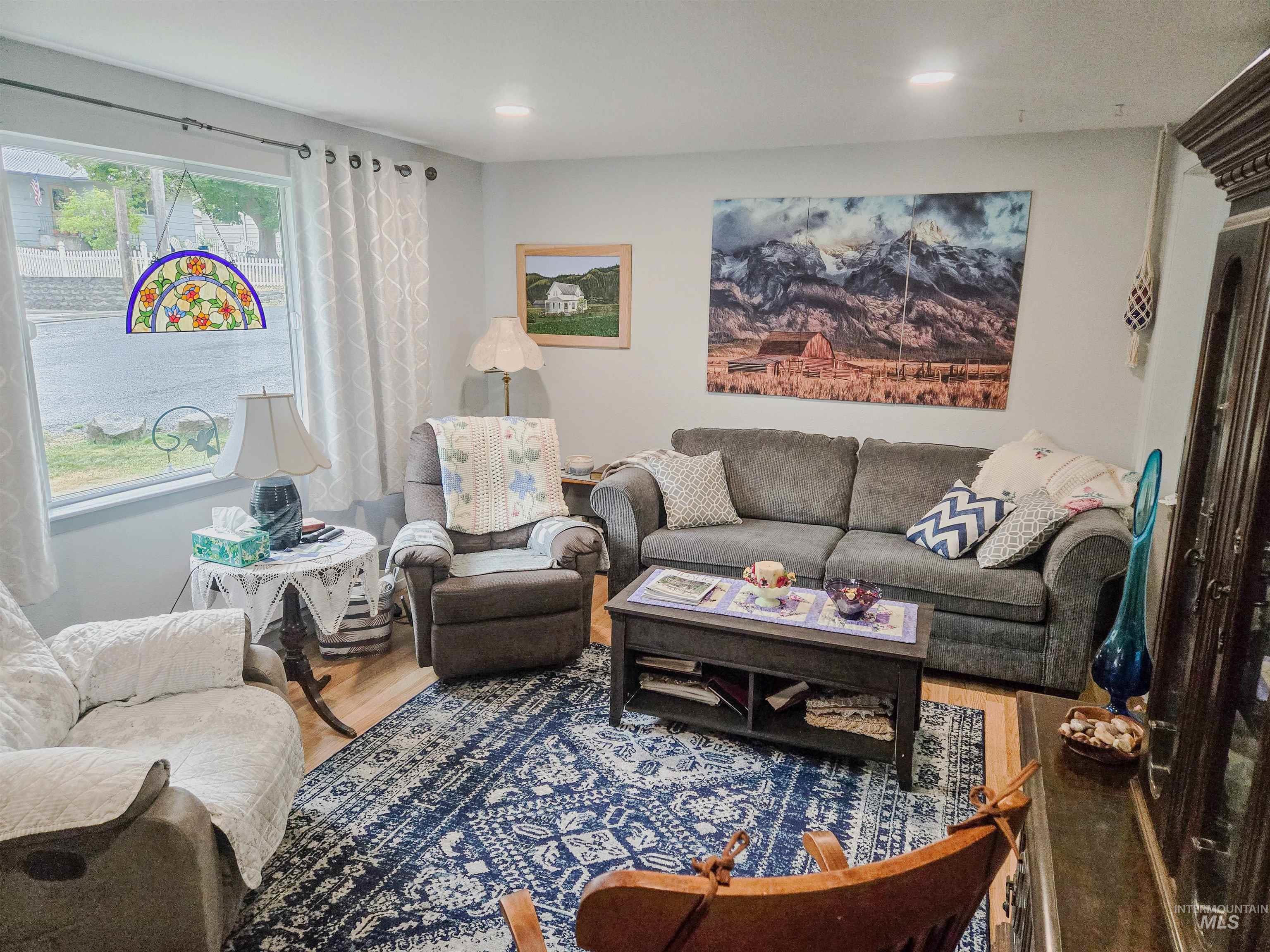12779 Hartford, Orofino, Idaho 83544, 3 Bedrooms, 1 Bathroom, Residential For Sale, Price $200,000, 98999899