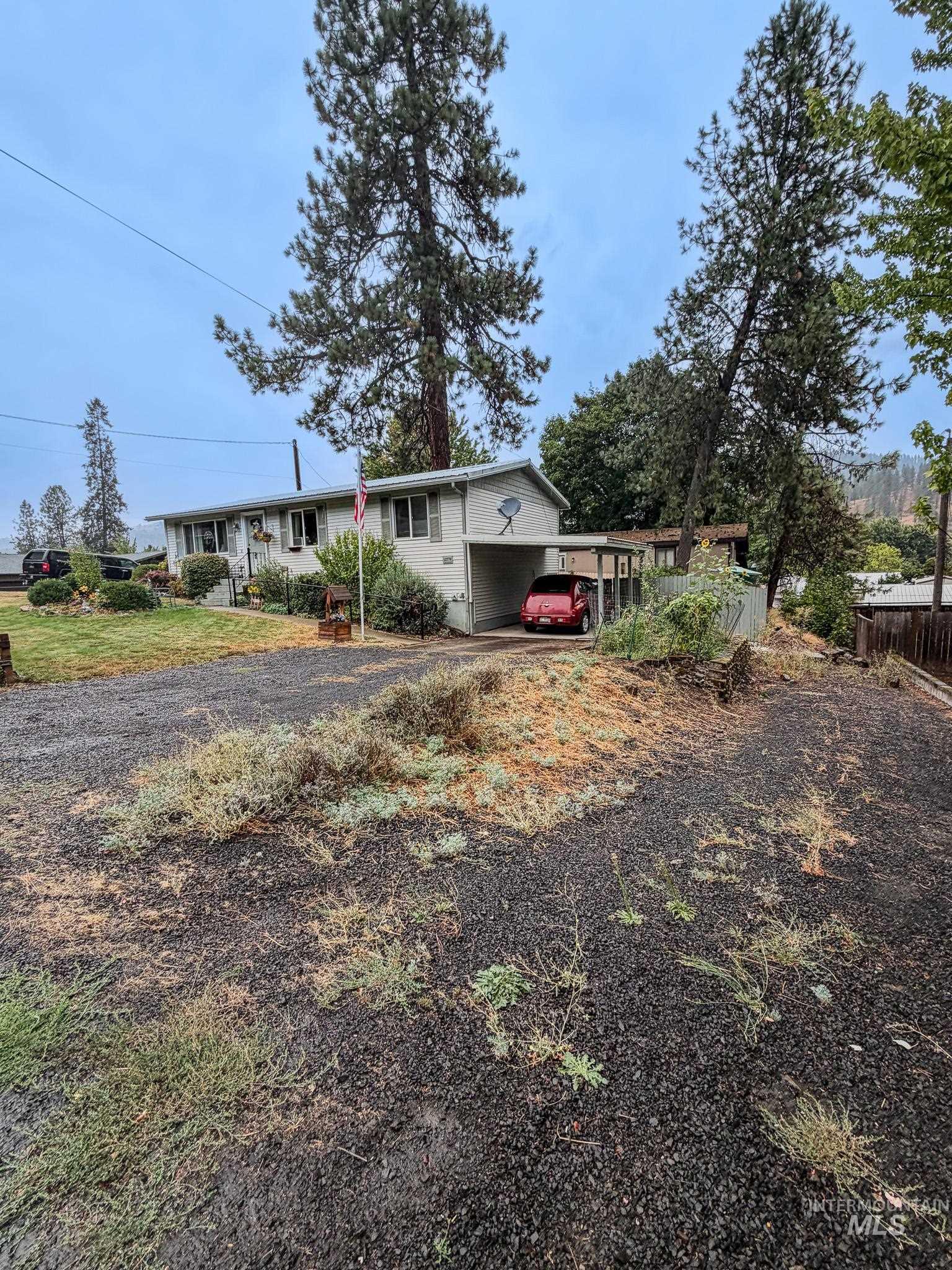 12779 Hartford, Orofino, Idaho 83544, 3 Bedrooms, 1 Bathroom, Residential For Sale, Price $200,000, 98999899