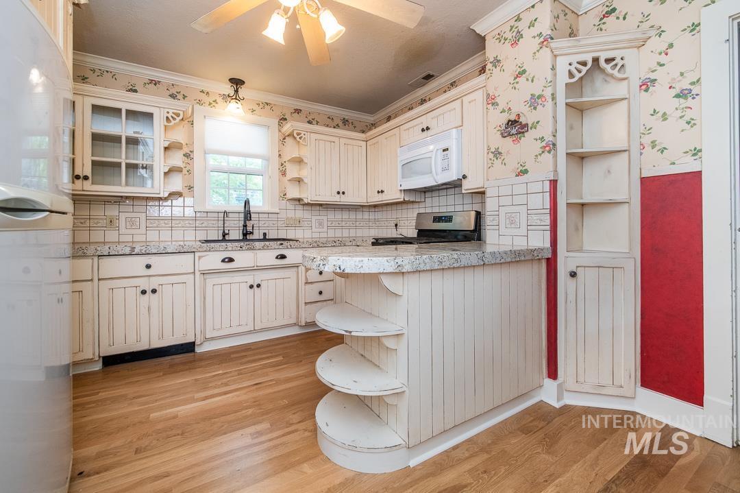 2721 W Cassia St, Boise, Idaho 83705, 4 Bedrooms, 2 Bathrooms, Residential For Sale, Price $605,000, 98999900