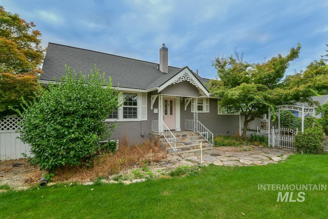 2721 W Cassia St, Boise, Idaho 83705, 4 Bedrooms, 2 Bathrooms, Residential For Sale, Price $605,000, 98999900