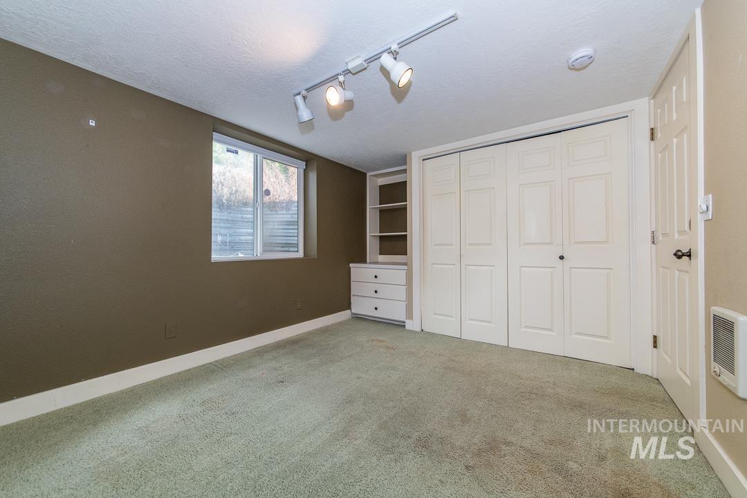 2721 W Cassia St, Boise, Idaho 83705, 4 Bedrooms, 2 Bathrooms, Residential For Sale, Price $605,000, 98999900