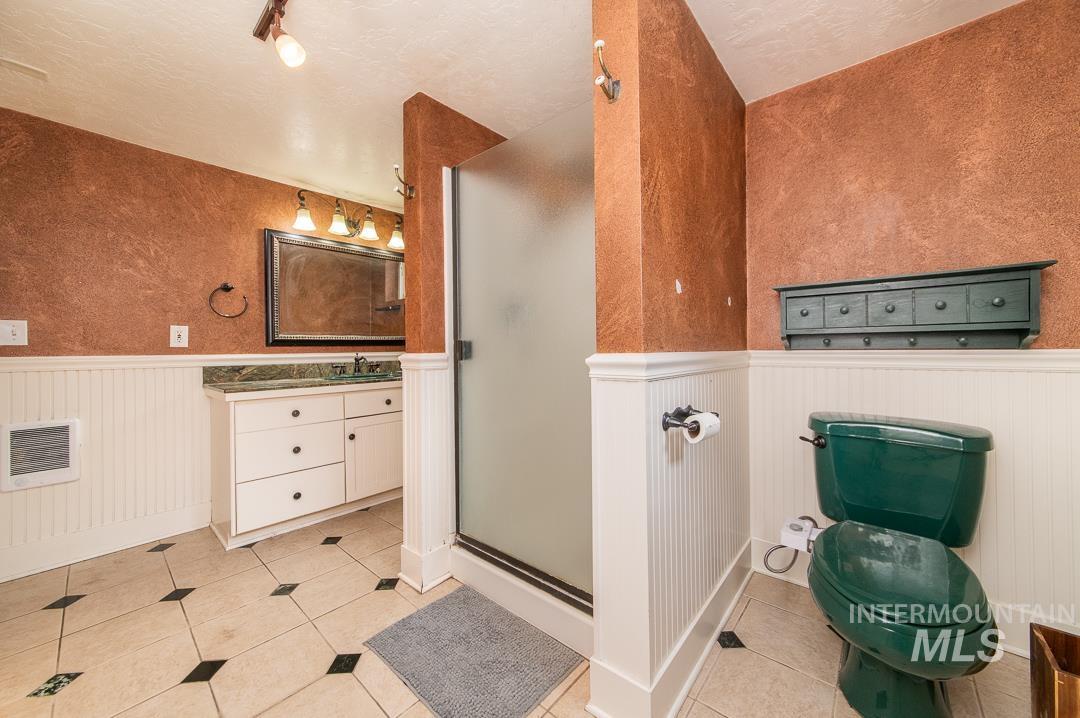 2721 W Cassia St, Boise, Idaho 83705, 4 Bedrooms, 2 Bathrooms, Residential For Sale, Price $605,000, 98999900
