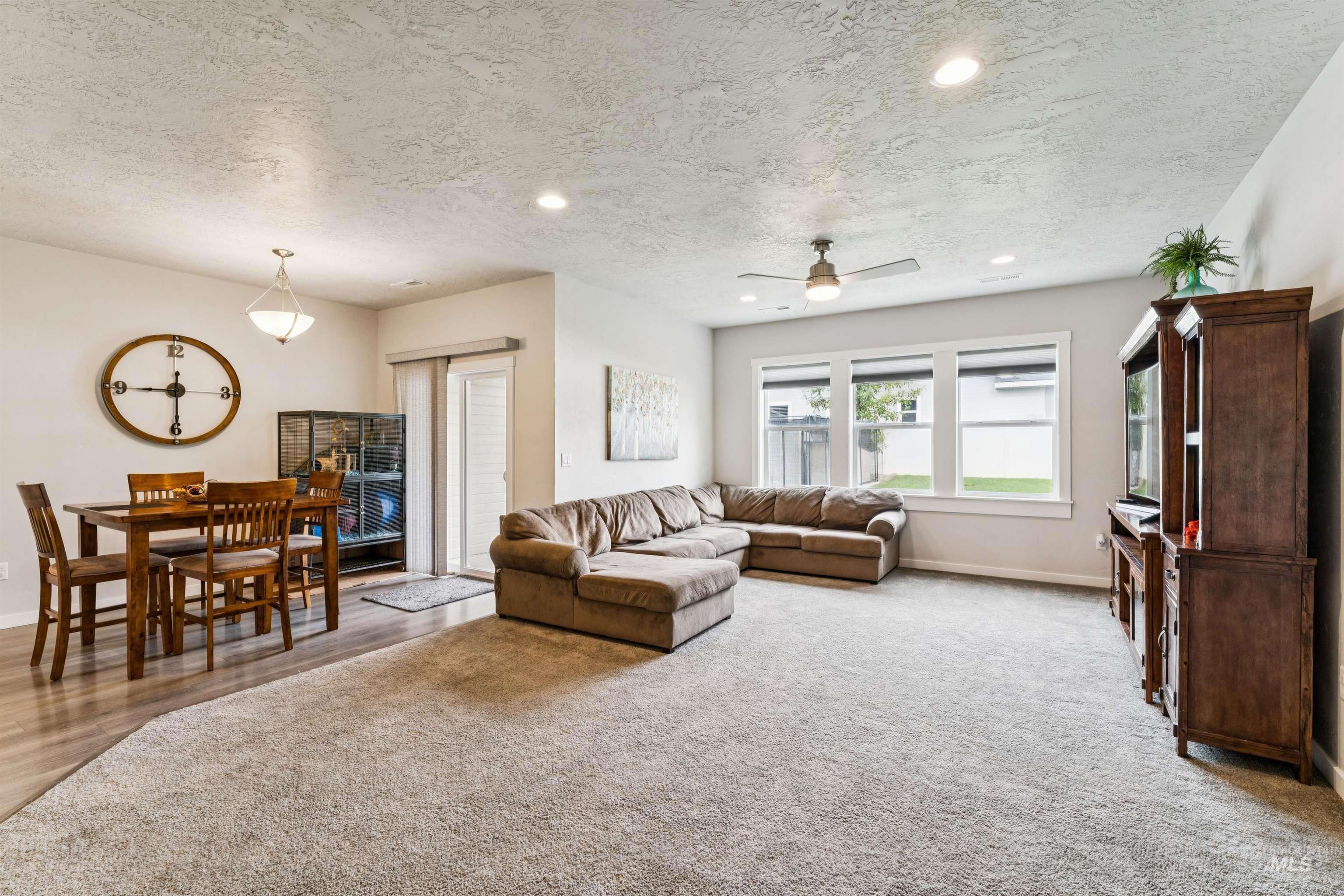 188 N Bay Haven Ave, Kuna, Idaho 83634, 3 Bedrooms, 2 Bathrooms, Residential For Sale, Price $418,000, 98999904