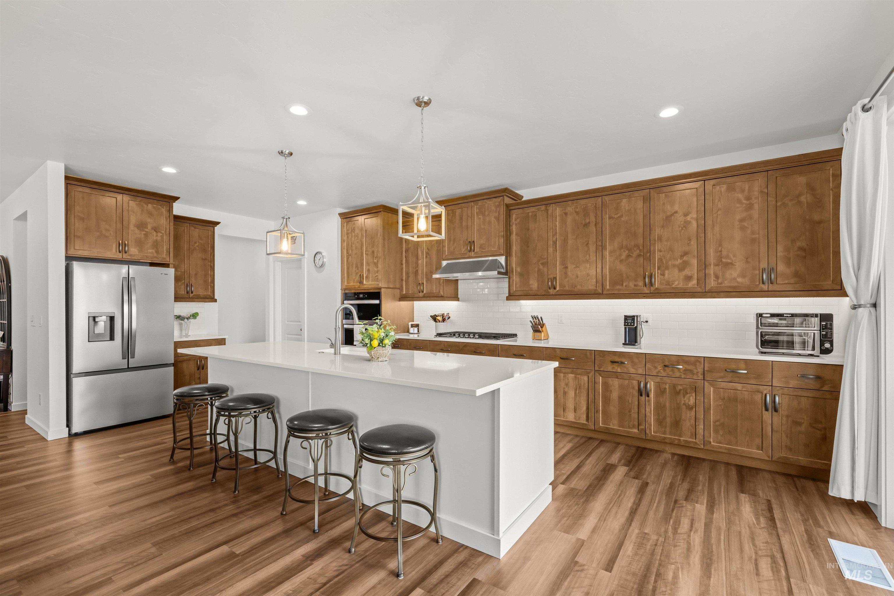 17625 N El Dorado Ave, Nampa, Idaho 83687, 3 Bedrooms, 2.5 Bathrooms, Residential For Sale, Price $675,000,MLS 98999905