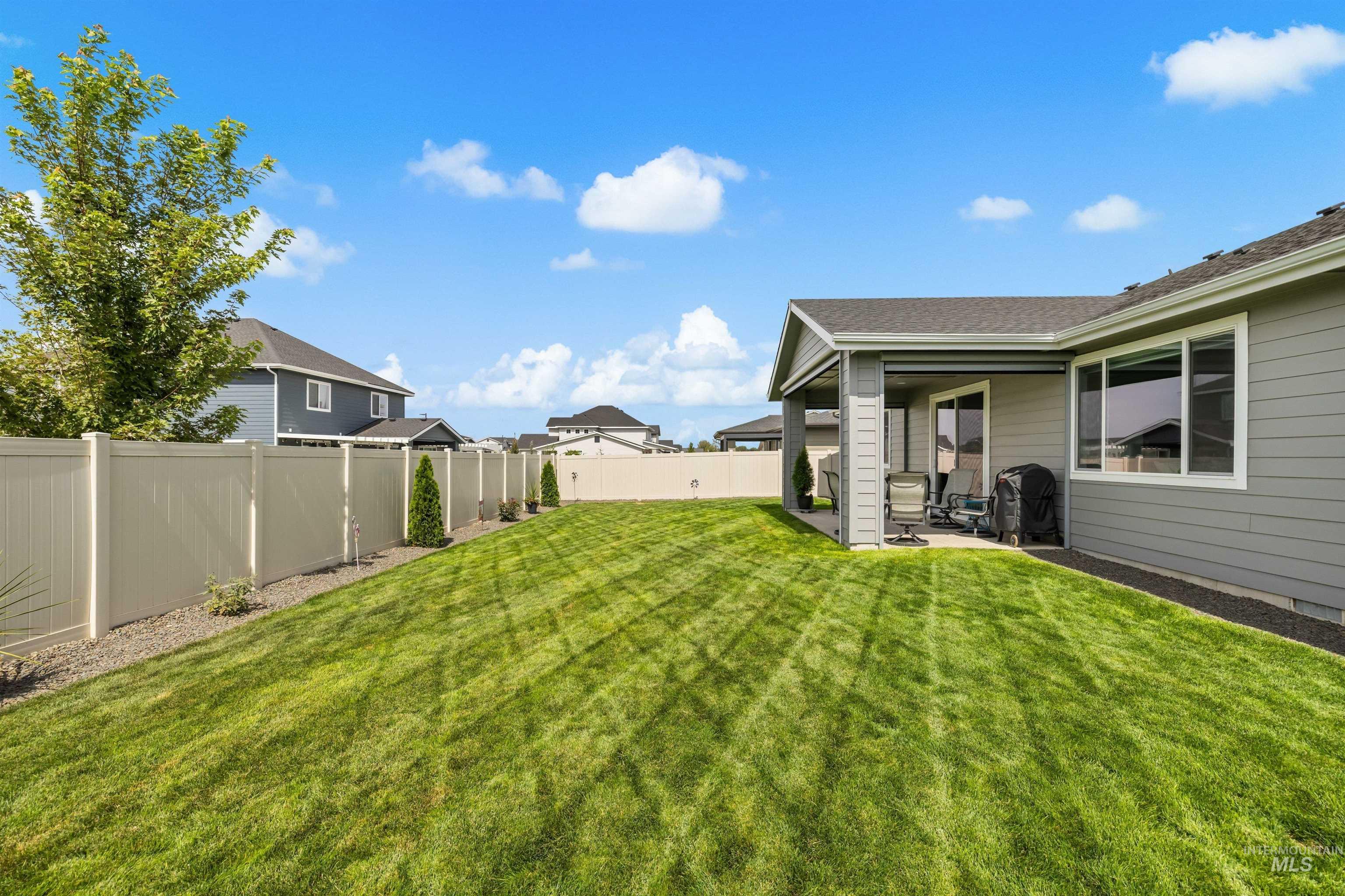 17625 N El Dorado Ave, Nampa, Idaho 83687, 3 Bedrooms, 2.5 Bathrooms, Residential For Sale, Price $675,000,MLS 98999905