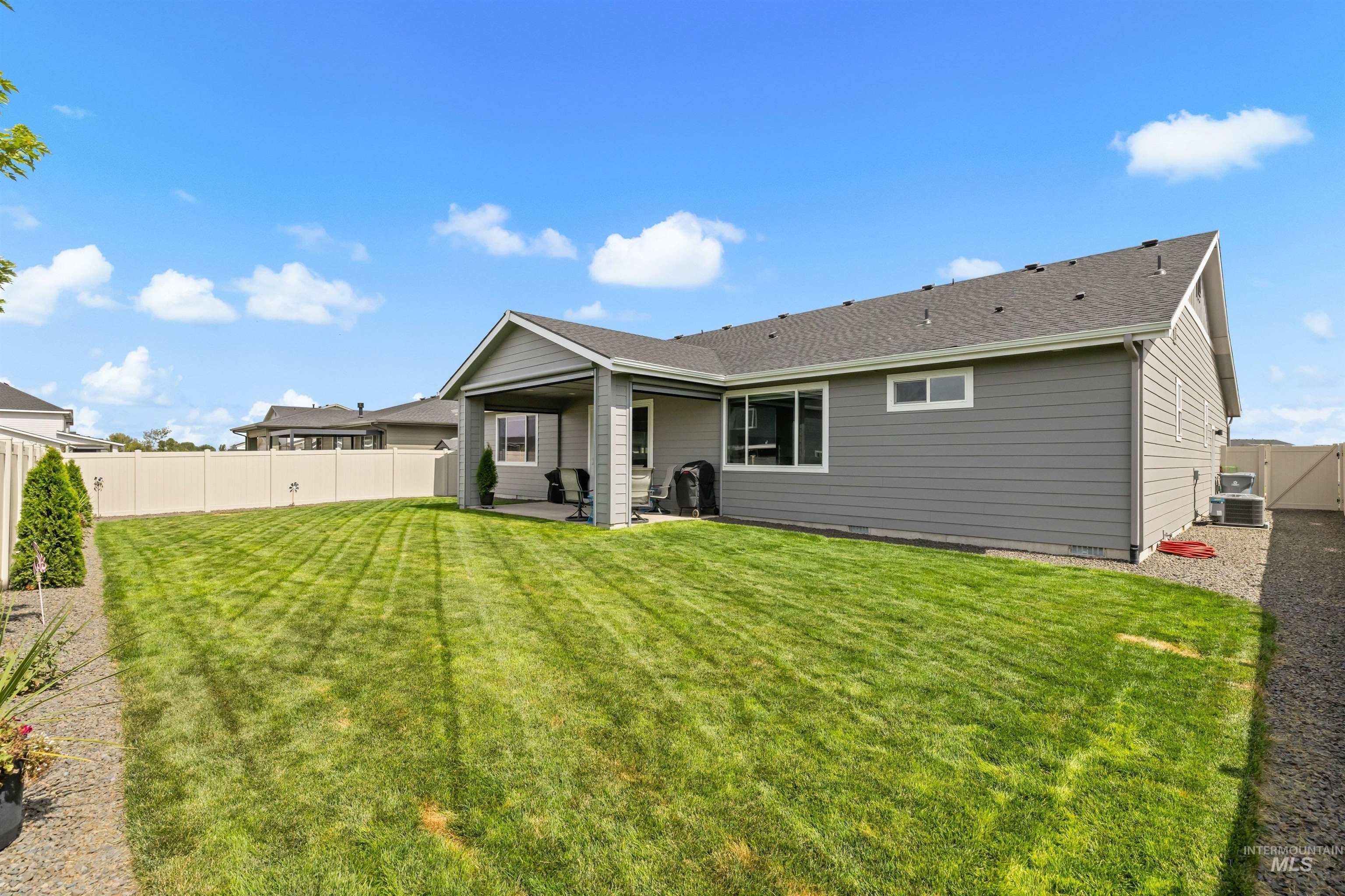 17625 N Eldorado Ave, Nampa, Idaho 83687, 3 Bedrooms, 2.5 Bathrooms, Residential For Sale, Price $675,000, 98999905