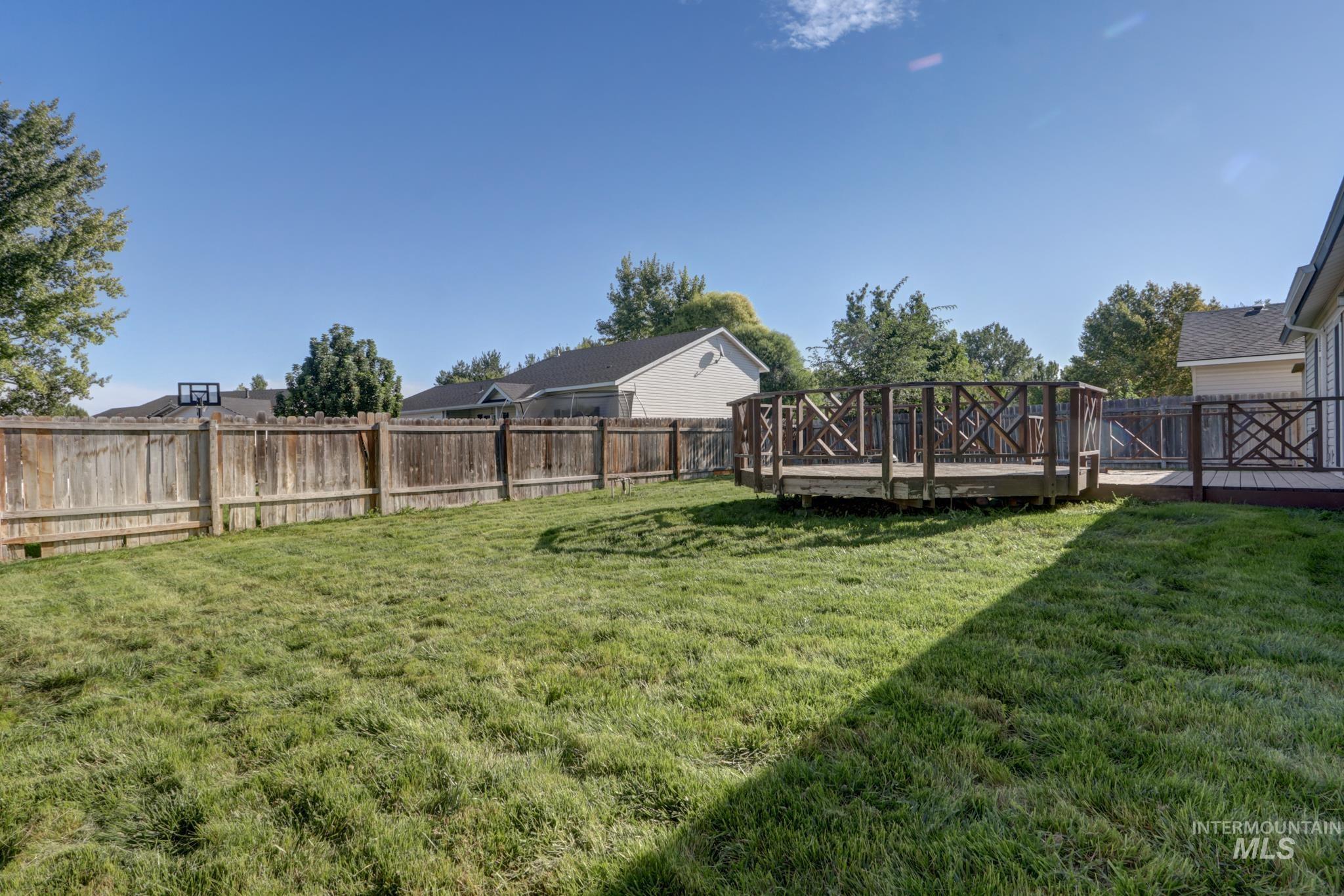 1914 W Curlew, Nampa, Idaho 83651, 3 Bedrooms, 2 Bathrooms, Residential For Sale, Price $334,900, 98999906