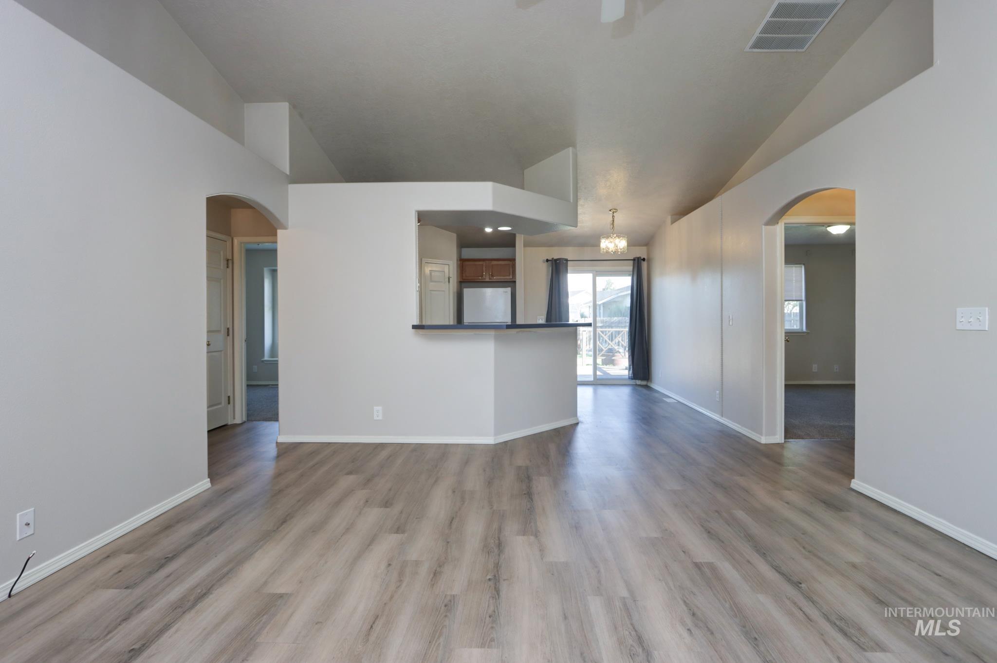 1914 W Curlew, Nampa, Idaho 83651, 3 Bedrooms, 2 Bathrooms, Residential For Sale, Price $334,900, 98999906