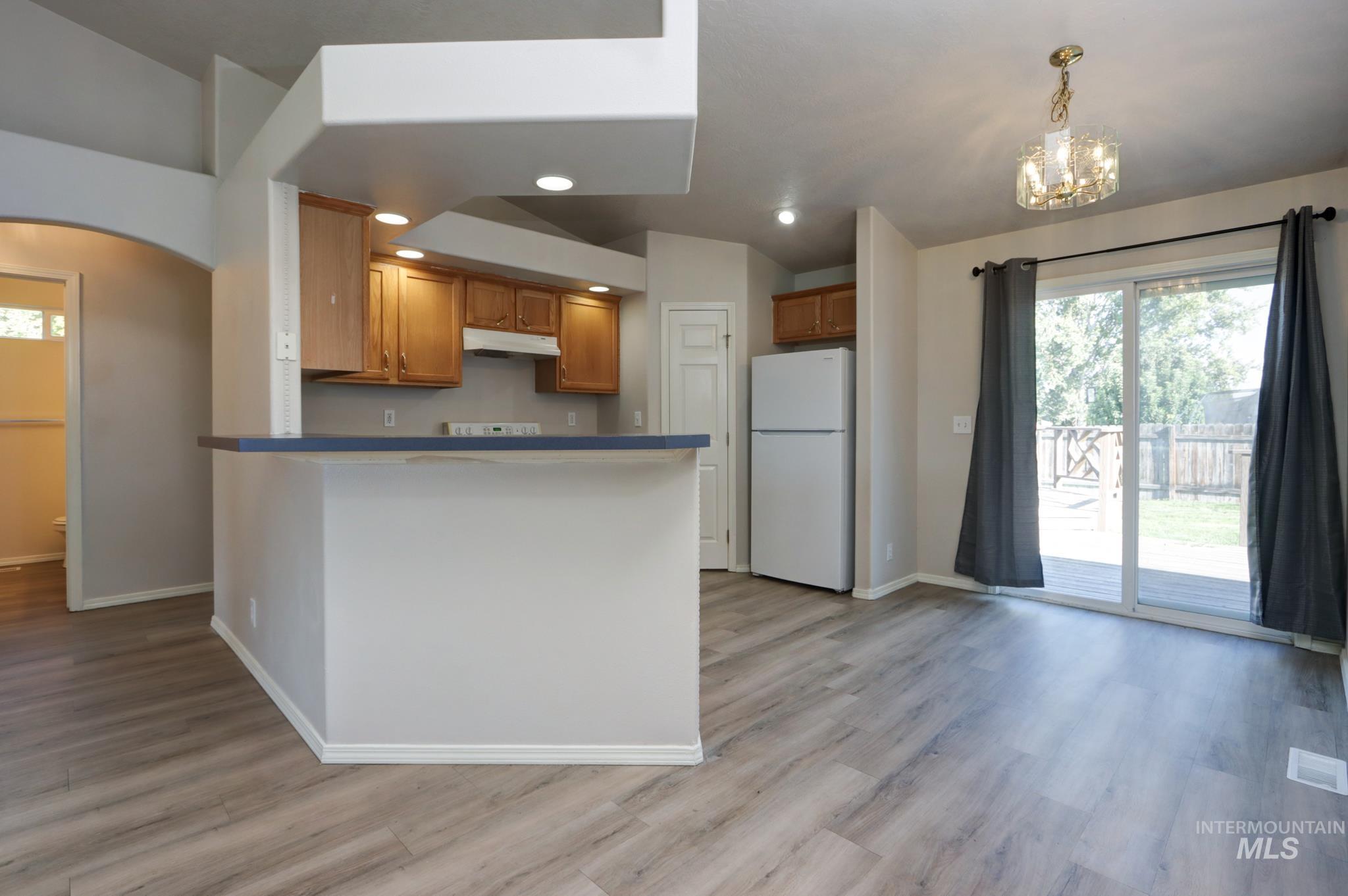 1914 W Curlew, Nampa, Idaho 83651, 3 Bedrooms, 2 Bathrooms, Residential For Sale, Price $334,900, 98999906