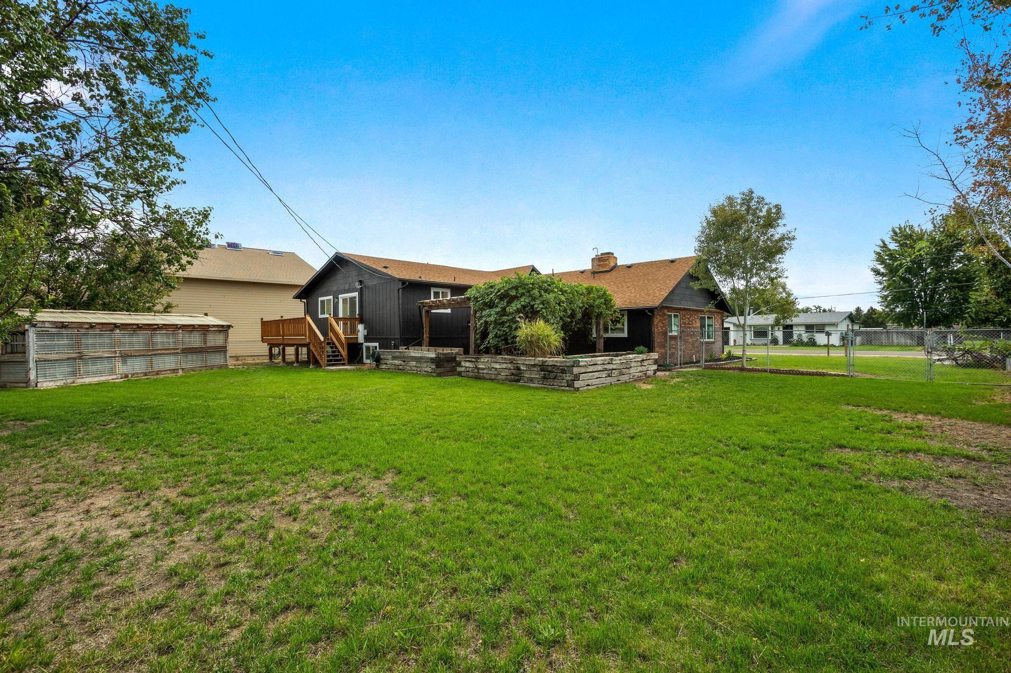 10520 W Arnold Rd, Boise, Idaho 83714, 4 Bedrooms, 3 Bathrooms, Residential For Sale, Price $600,000, 98999907
