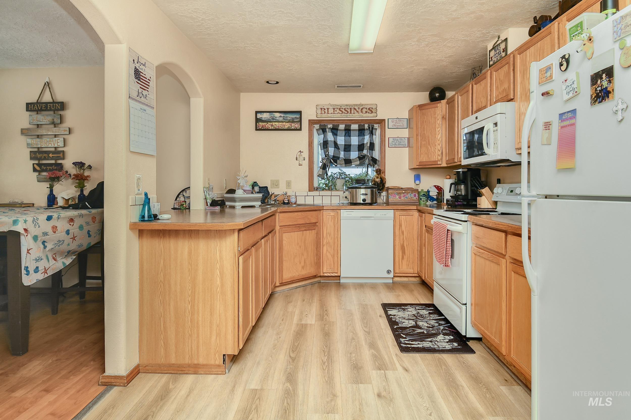 4382 N Adams St, Garden City, Idaho 83714, 2 Bedrooms, 2 Bathrooms, Residential For Sale, Price $369,000, 98999910
