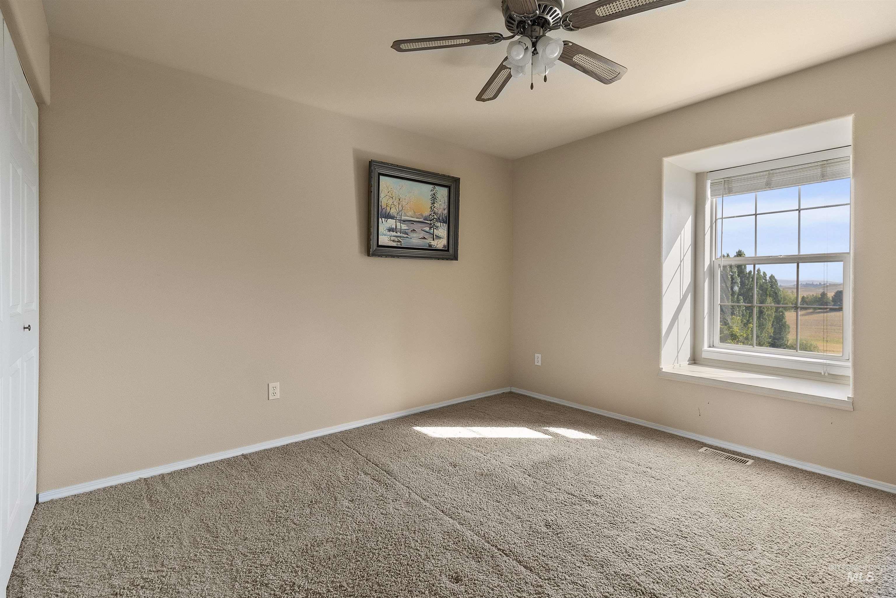 1060 Canterwood, Moscow, Idaho 83843, 5 Bedrooms, 2 Bathrooms, Residential For Sale, Price $699,000,MLS 98999911