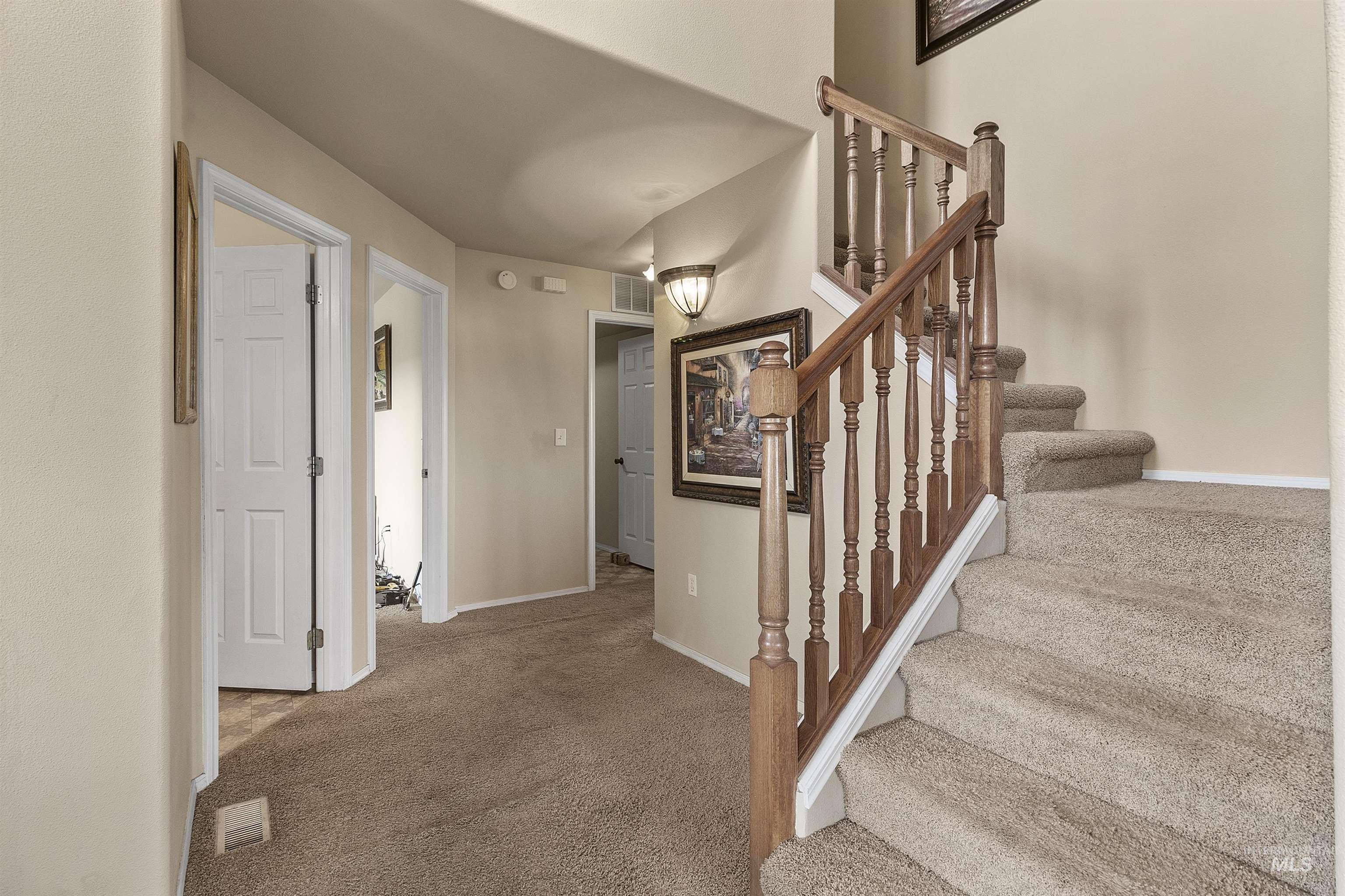 1060 Canterwood, Moscow, Idaho 83843, 5 Bedrooms, 2 Bathrooms, Residential For Sale, Price $699,000,MLS 98999911