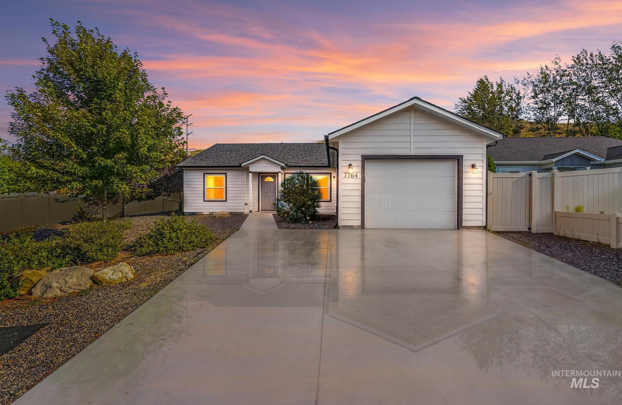 7764 Gary Ln, Boise, Idaho 83714, 4 Bedrooms, 2 Bathrooms, Residential For Sale, Price $450,000, 98999912
