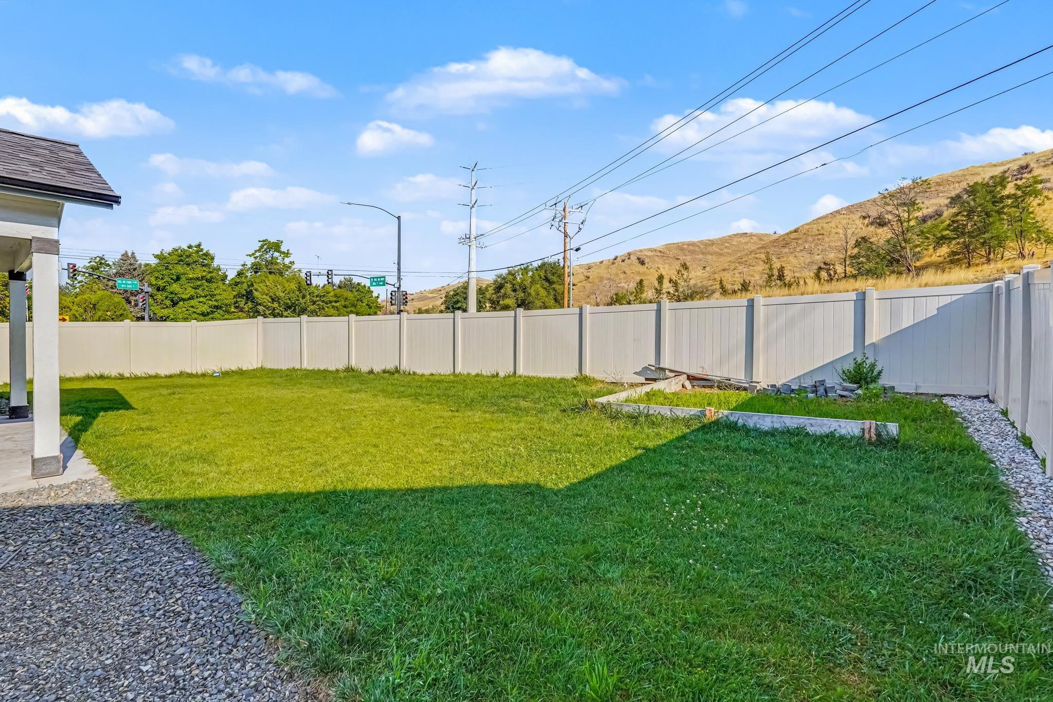 7764 Gary Ln, Boise, Idaho 83714, 4 Bedrooms, 2 Bathrooms, Residential For Sale, Price $450,000, 98999912