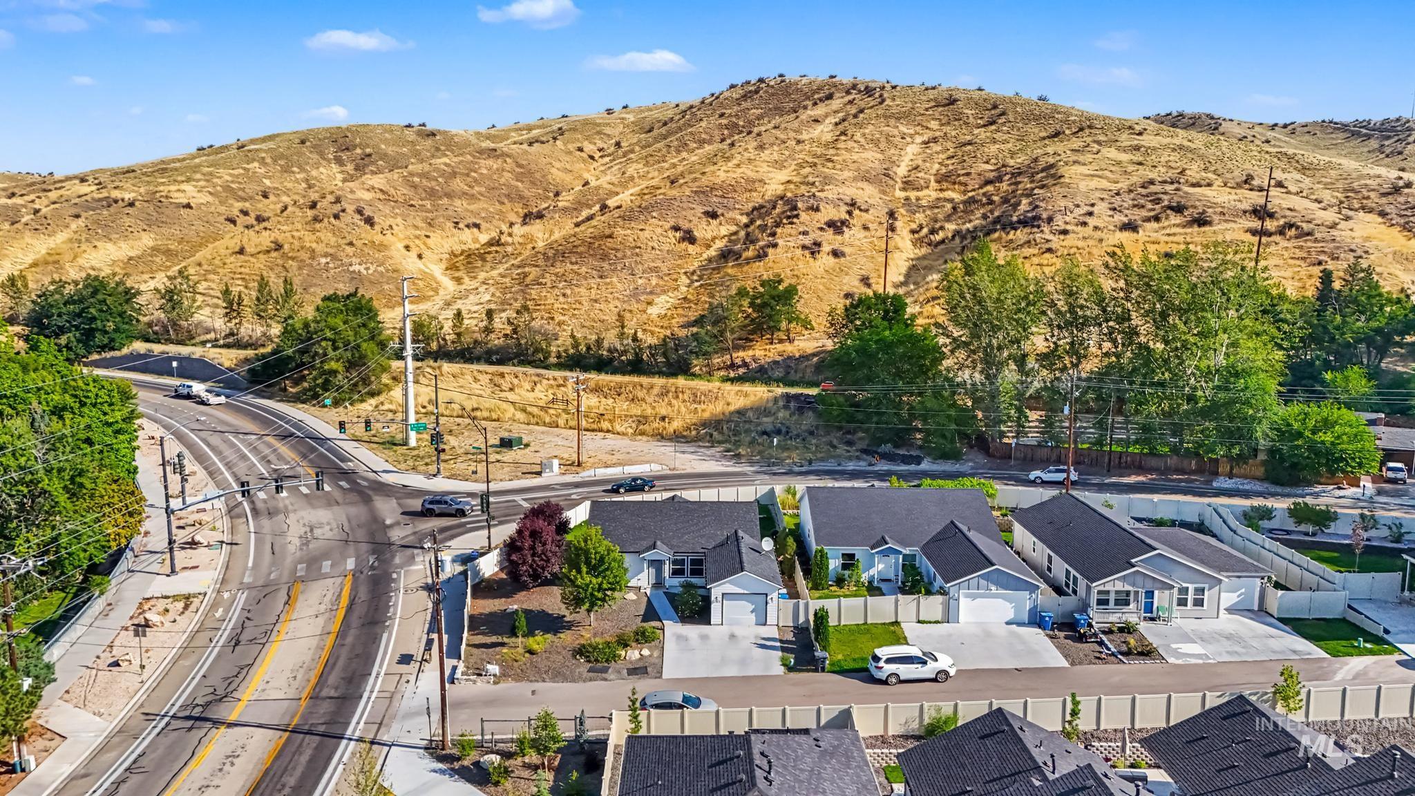 7764 Gary Ln, Boise, Idaho 83714, 4 Bedrooms, 2 Bathrooms, Residential For Sale, Price $450,000, 98999912