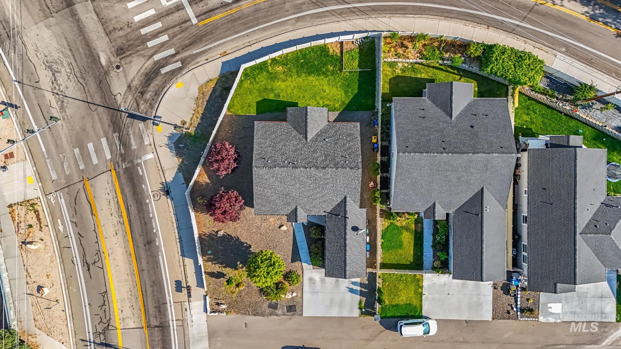 7764 Gary Ln, Boise, Idaho 83714, 4 Bedrooms, 2 Bathrooms, Residential For Sale, Price $450,000, 98999912