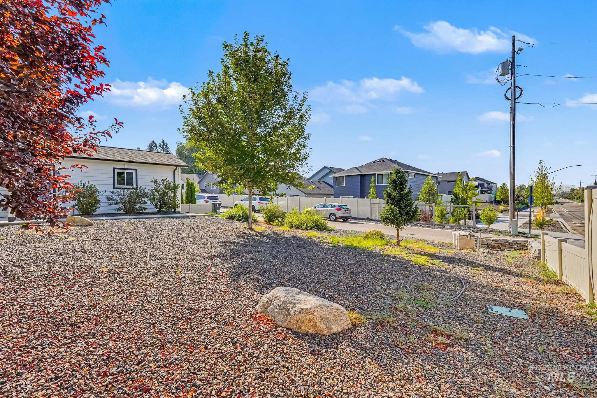 7764 Gary Ln, Boise, Idaho 83714, 4 Bedrooms, 2 Bathrooms, Residential For Sale, Price $450,000, 98999912