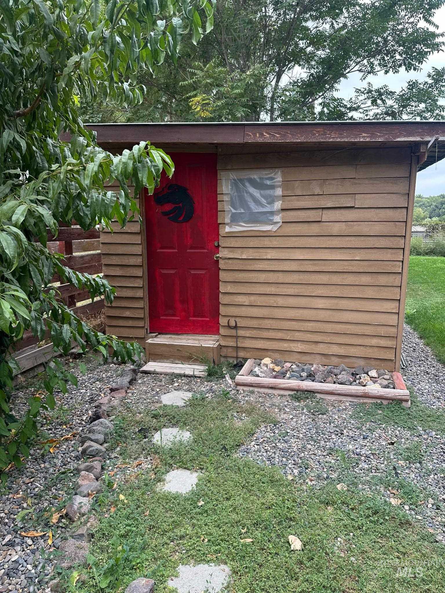 213 W W Montana, Homedale, Idaho 83628, 3 Bedrooms, 1 Bathroom, Residential For Sale, Price $320,000, 98999913