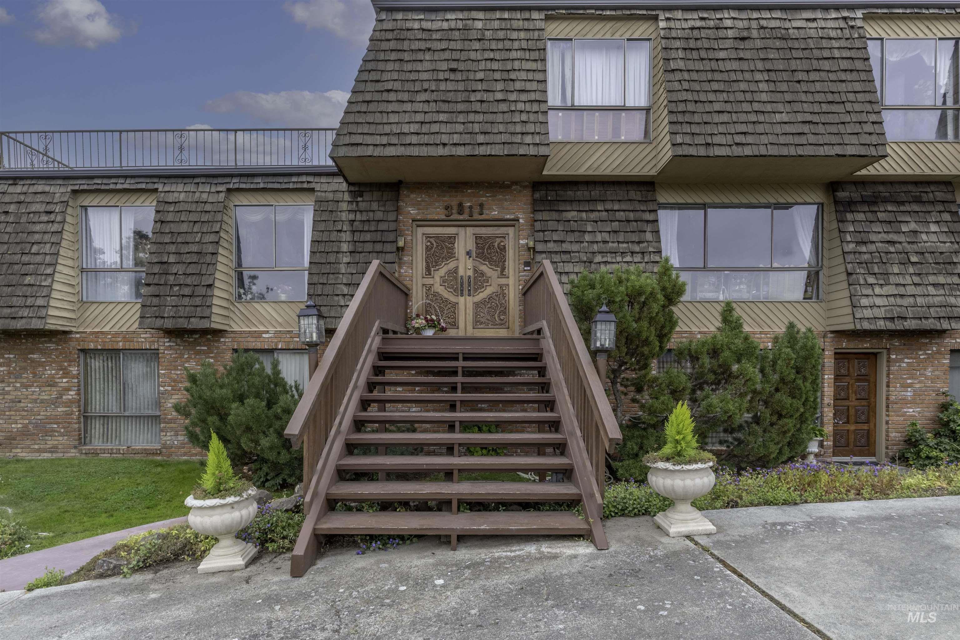 3811 Country Club Dr, Lewiston, Idaho 83501, 4 Bedrooms, 4 Bathrooms, Residential For Sale, Price $794,000,MLS 98999915