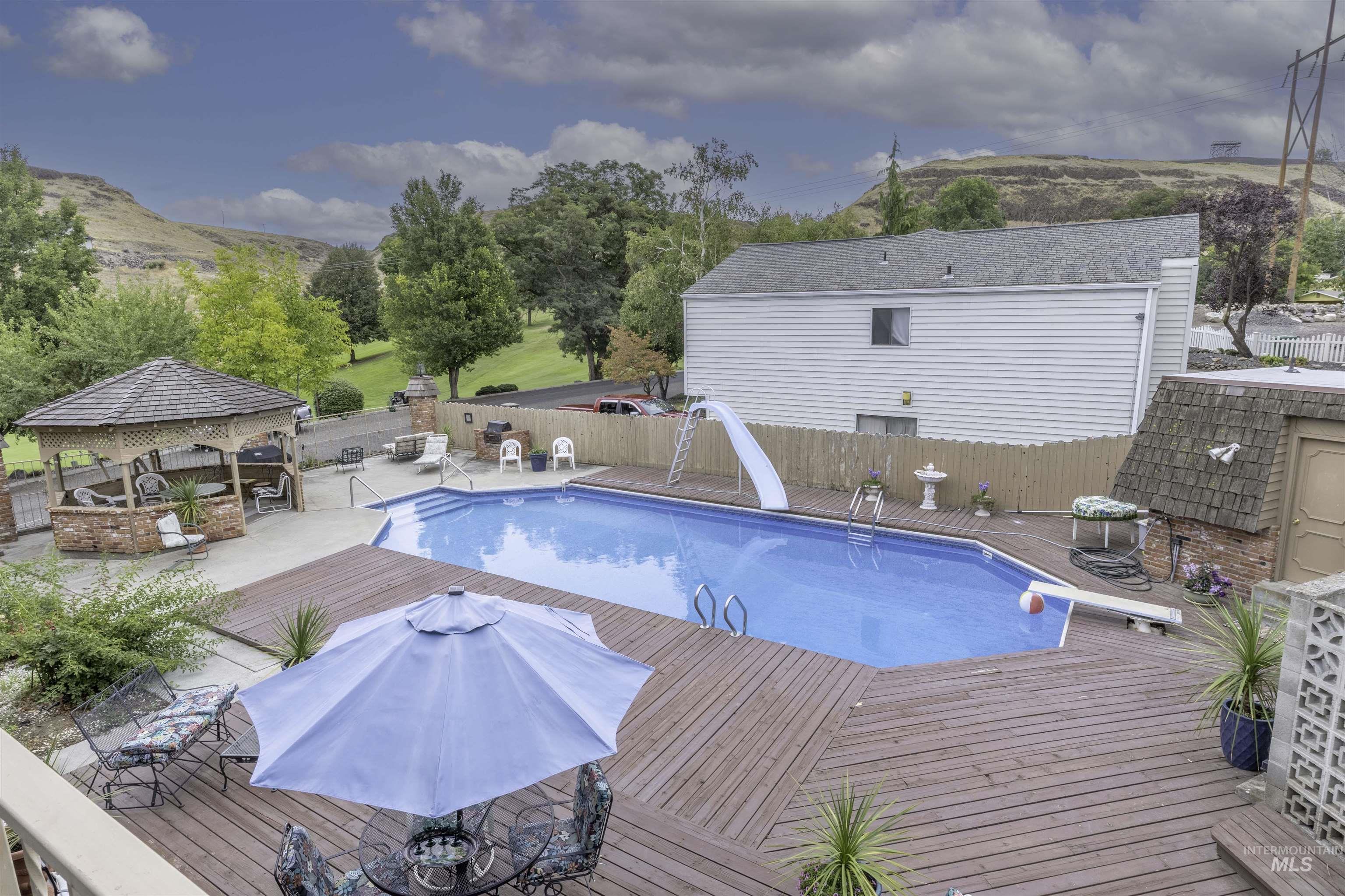 3811 Country Club Dr, Lewiston, Idaho 83501, 4 Bedrooms, 4 Bathrooms, Residential For Sale, Price $794,000,MLS 98999915