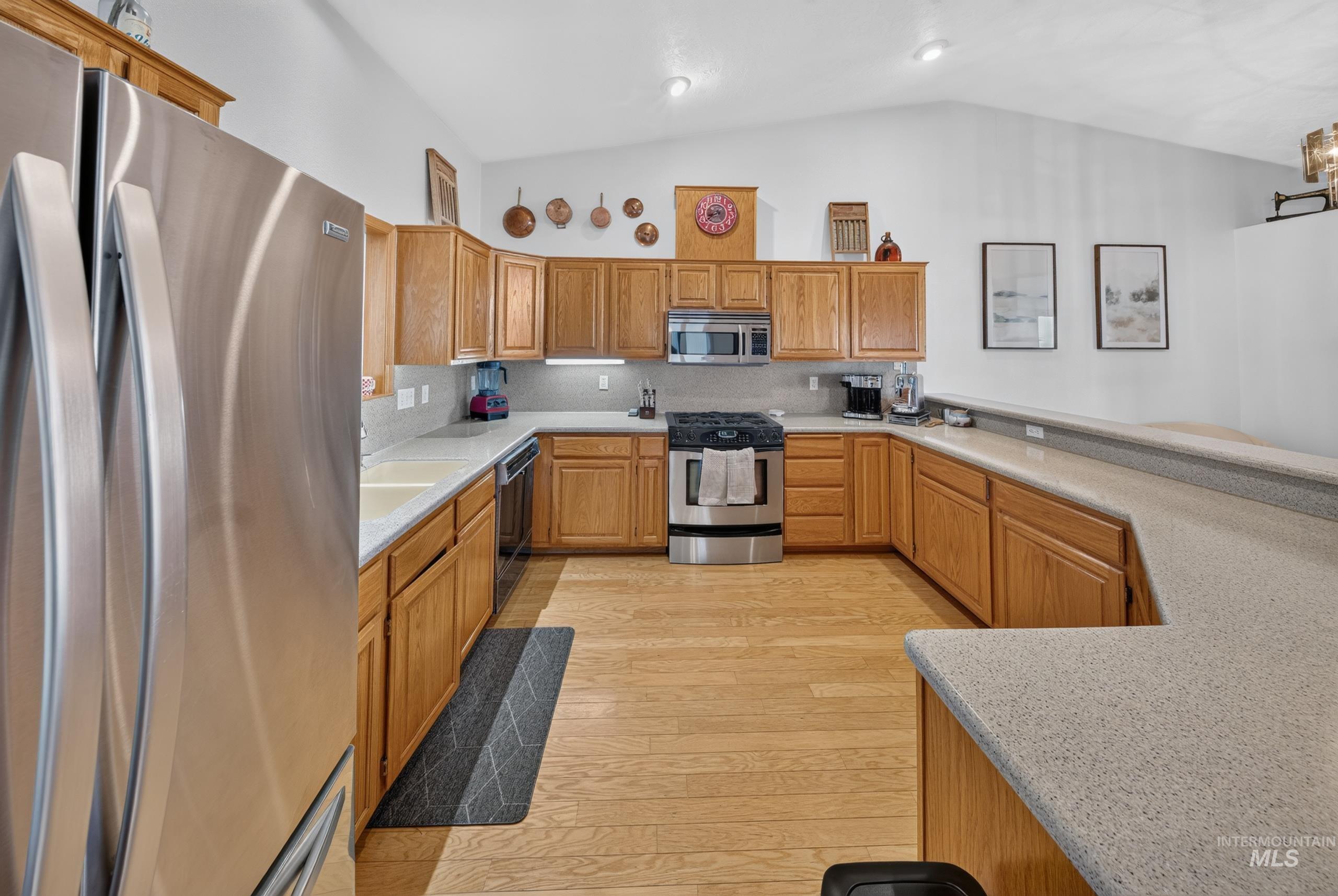 5540 Finley Rd, Fruitland, Idaho 83619, 3 Bedrooms, 2 Bathrooms, Residential For Sale, Price $1,350,000, 98999916