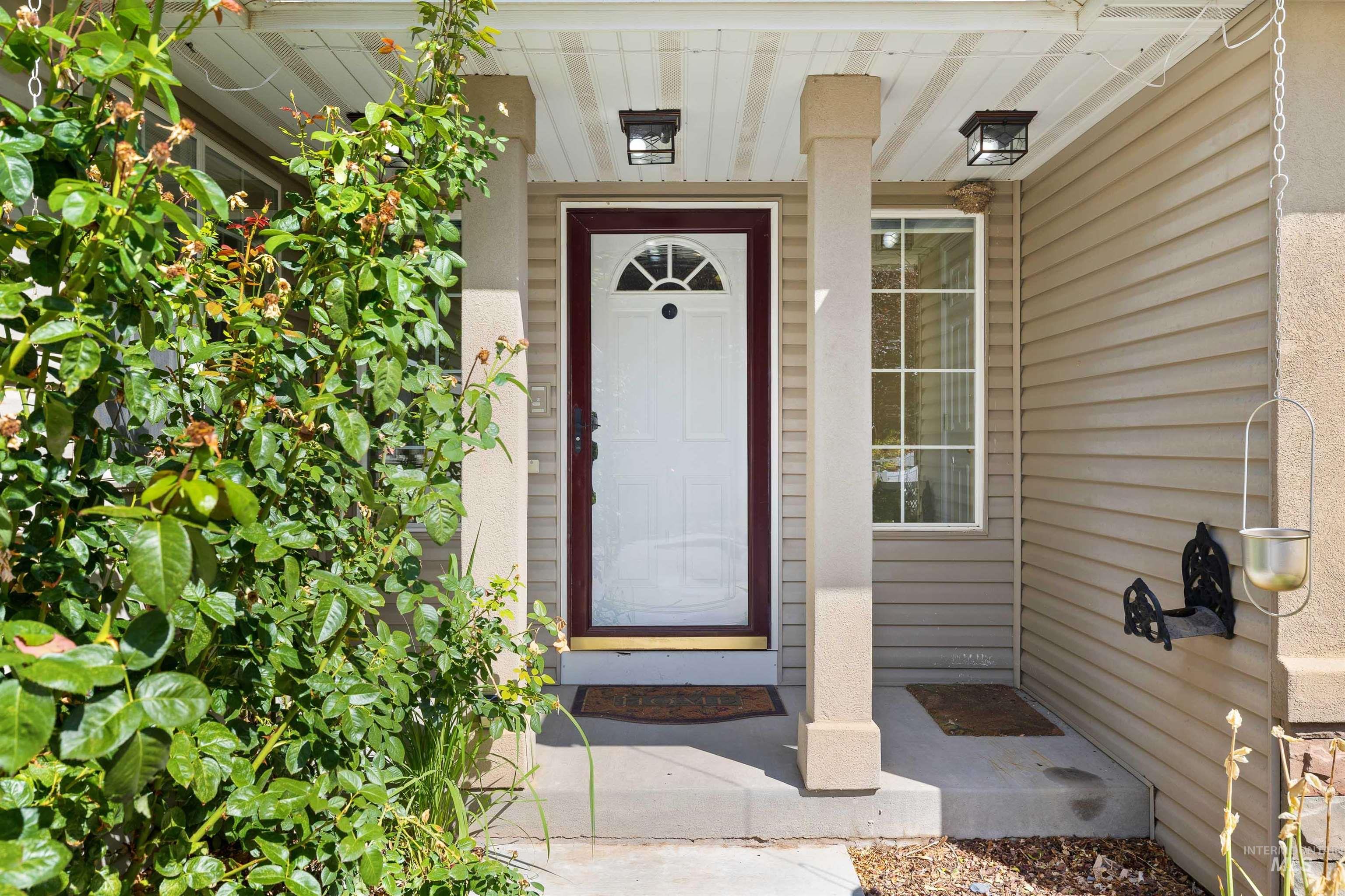 330 Shadetree Trail, Twin Falls, Idaho 83301, 3 Bedrooms, 2 Bathrooms, Residential For Sale, Price $409,900, 98999917